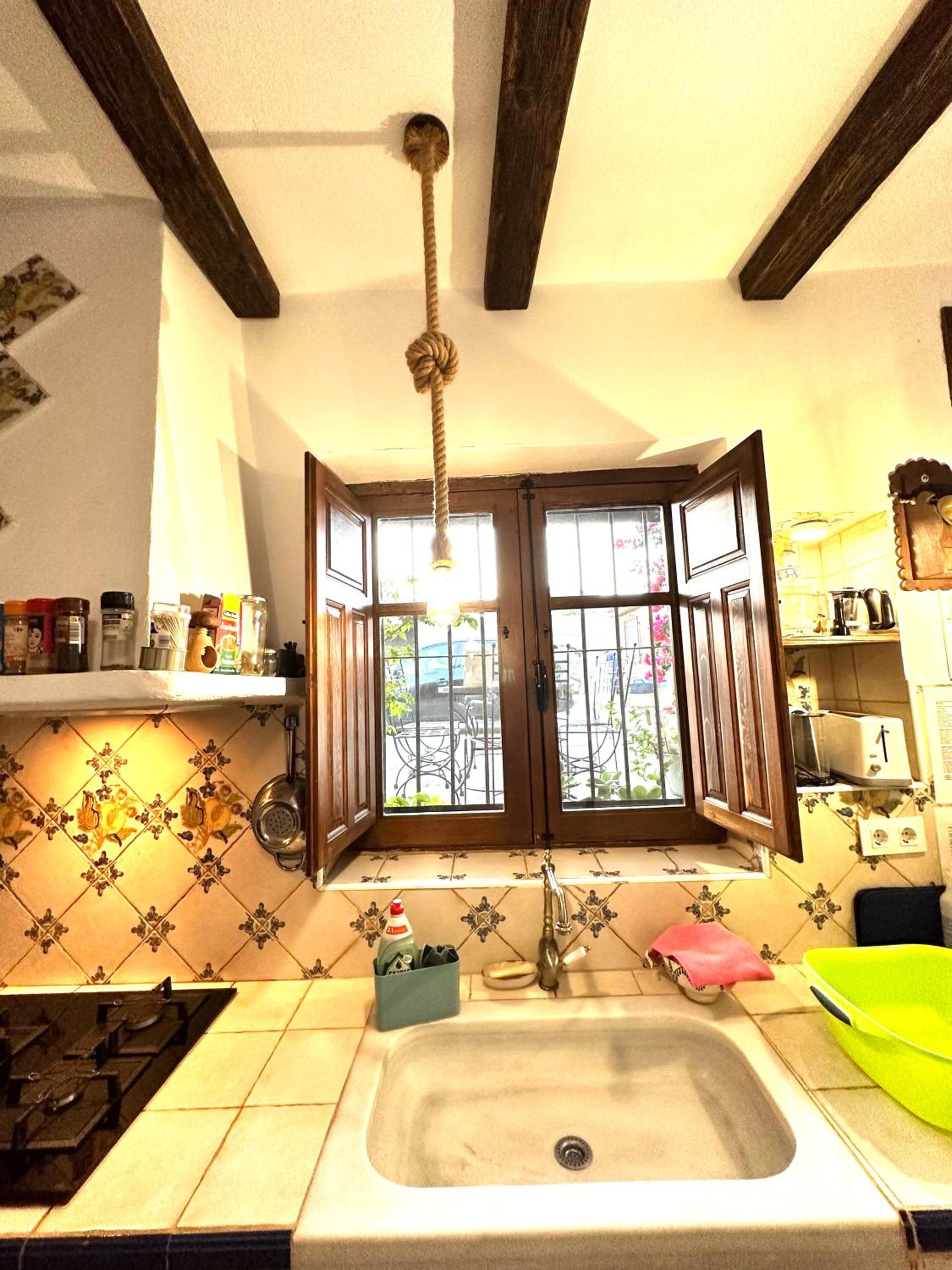 Photo 32