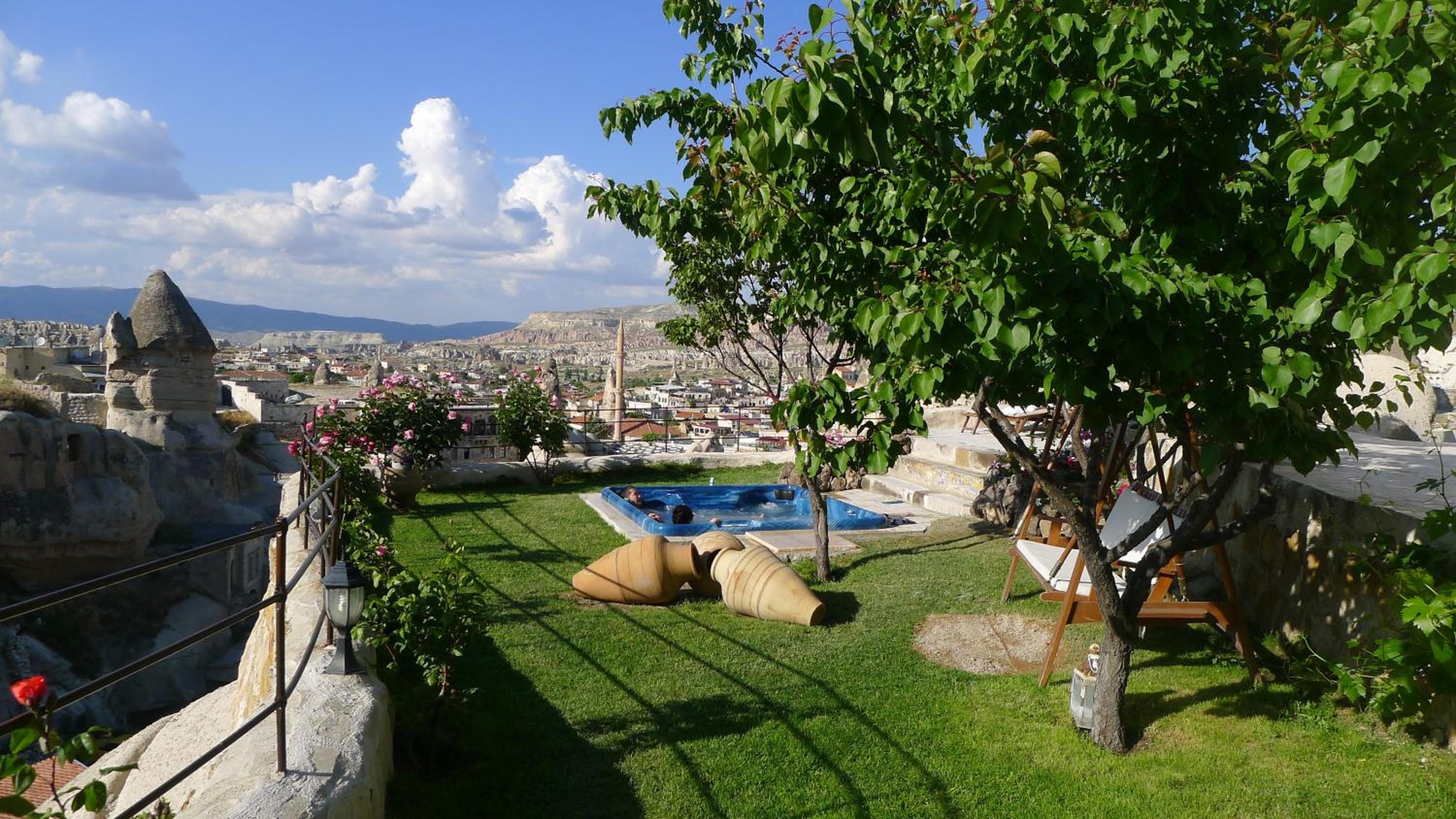 Traveller's Cave Hotel - Image 131