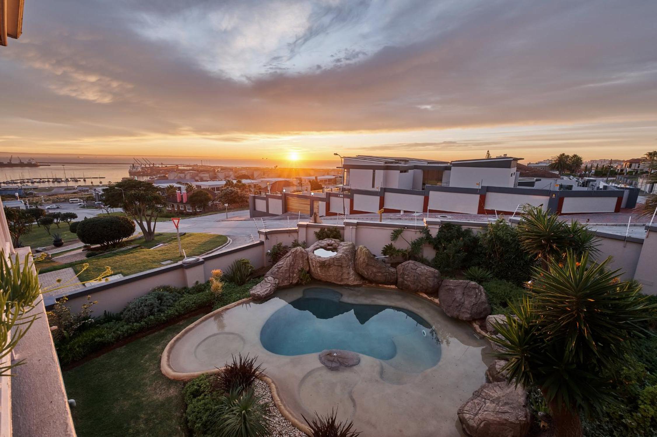 Sir Roys Guesthouse At The Sea view 5