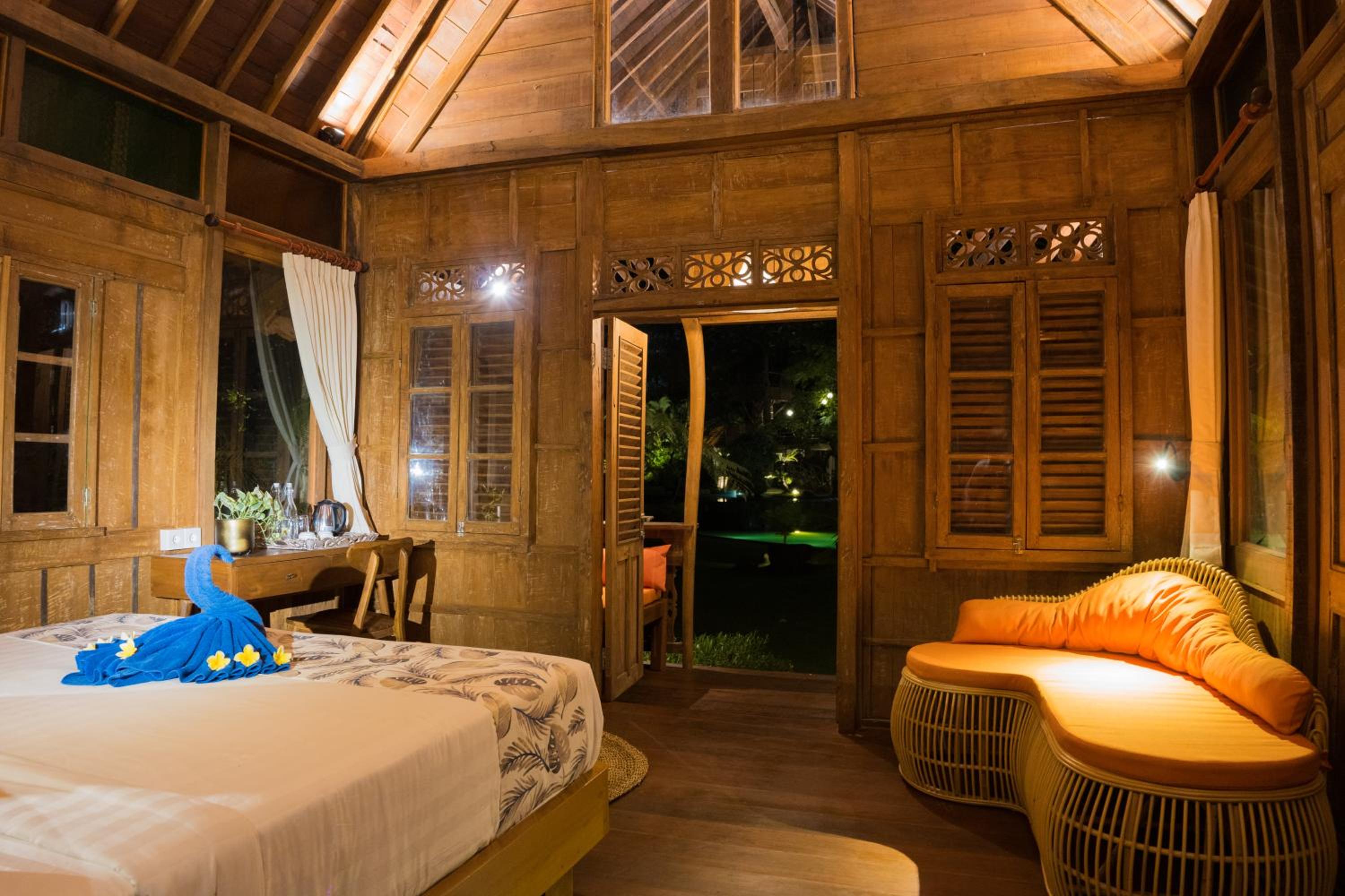 Green Bird Villa