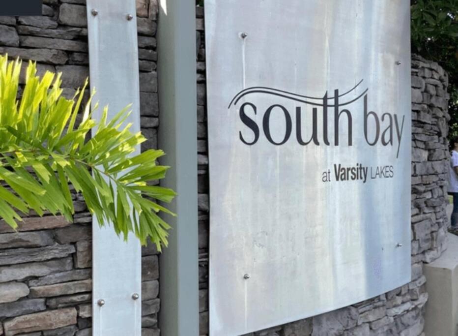 Self contained guest house Gold Coast - sleeps max 4