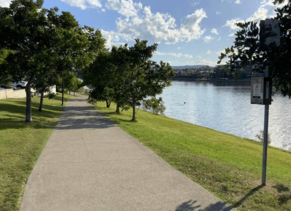 Self contained guest house Gold Coast - sleeps max 4