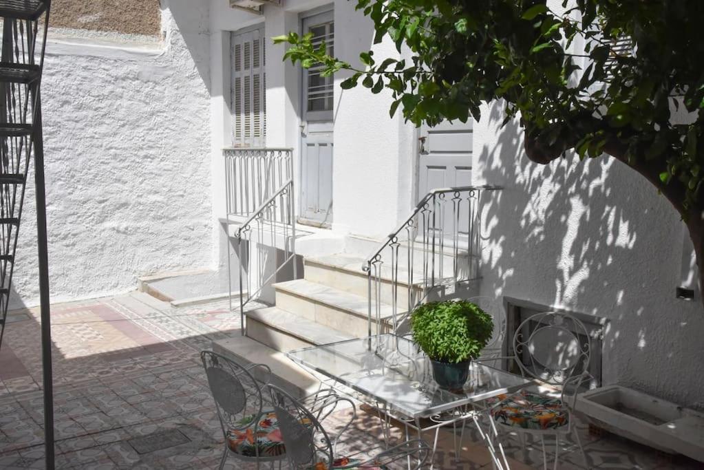 Beautiful, Private Home Close to Athens Center
