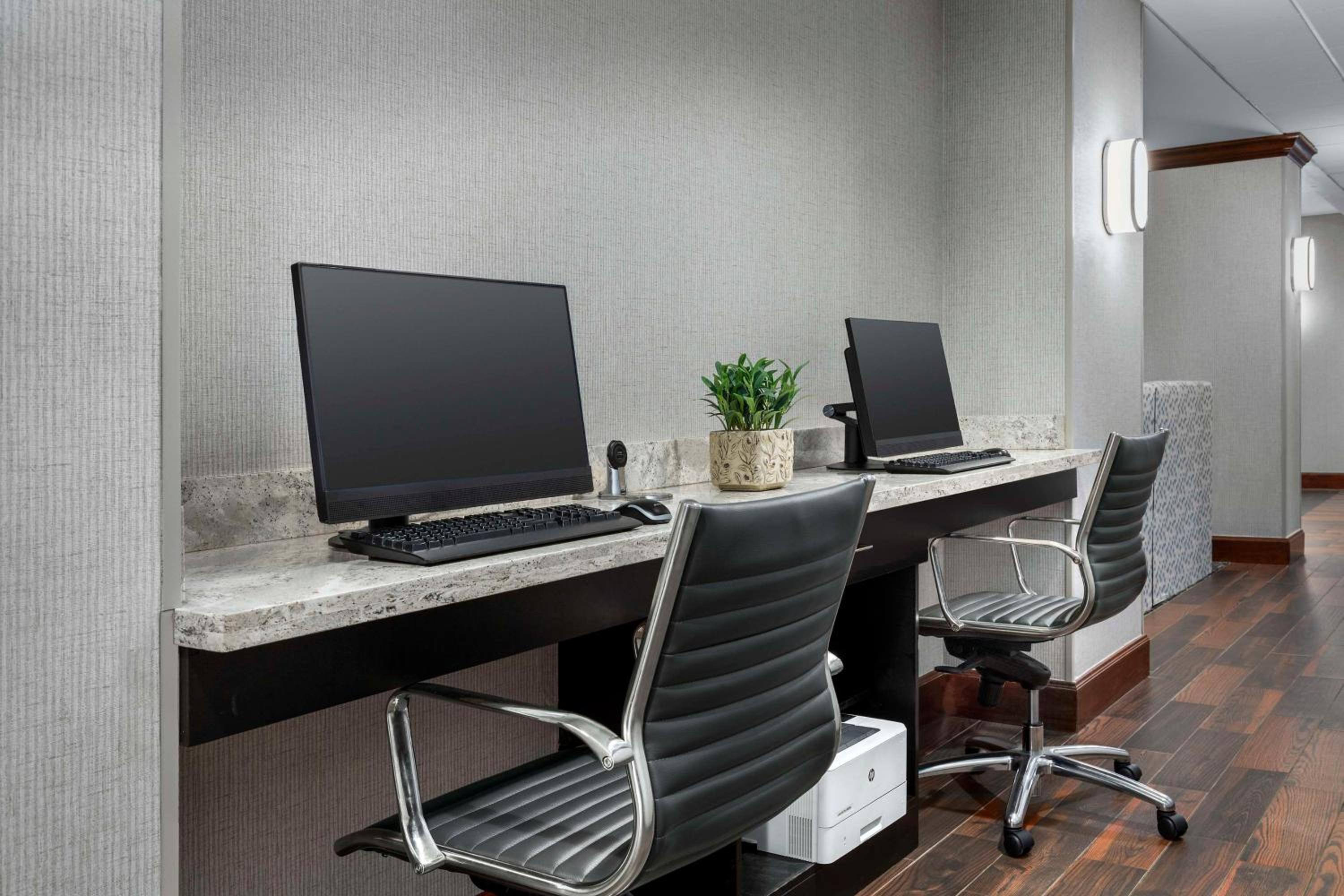 Miscellaneous Market Vacations - Hampton Inn  Suites at Lake Mary Colonial Townpark - Property Image 5