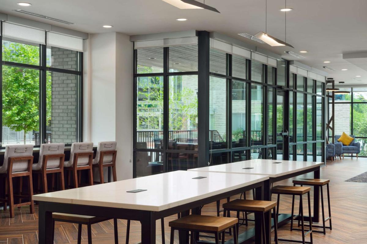 Hotel Home2 Suites By Hilton Towson - Image 1