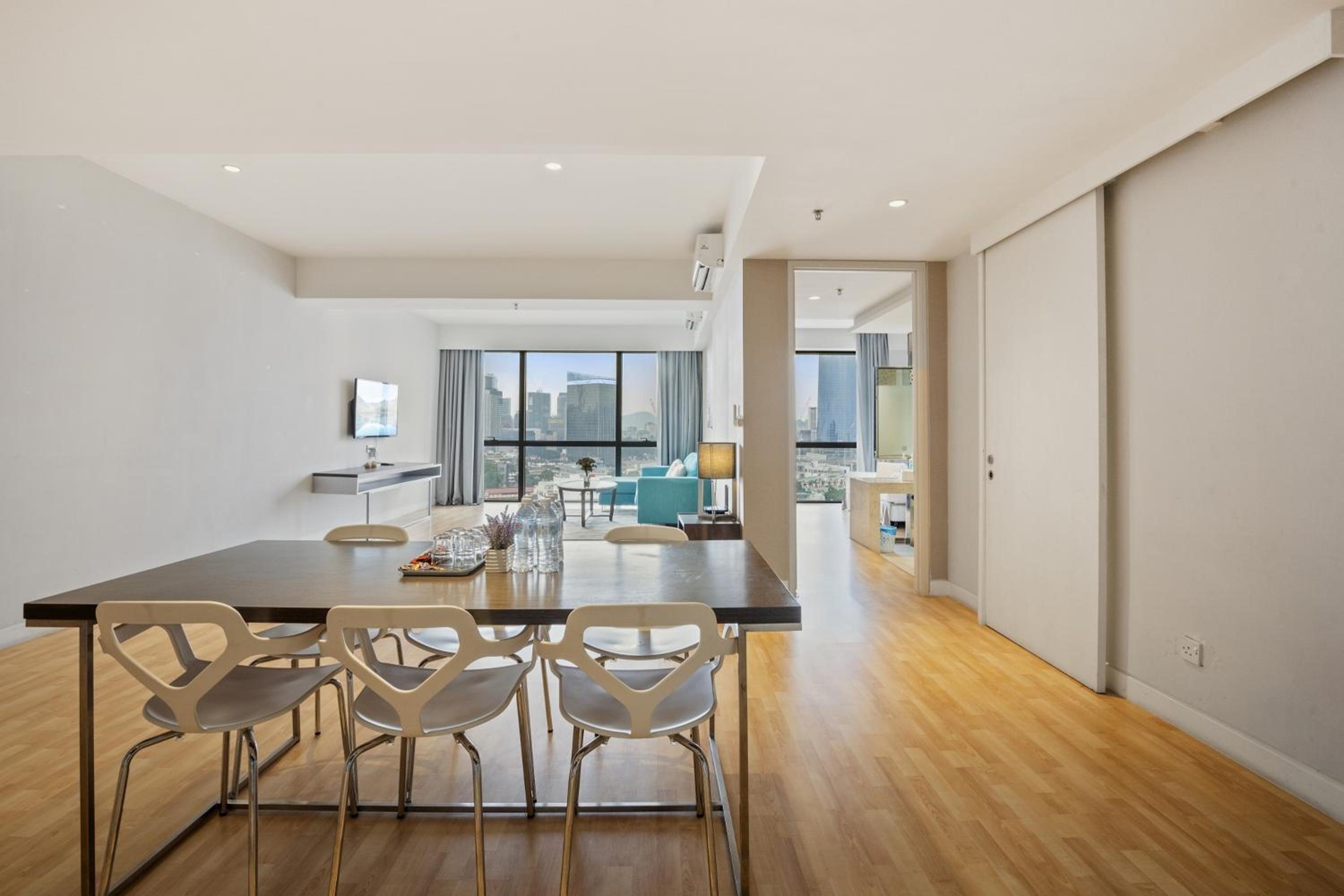 Greystone D' Majestic Place