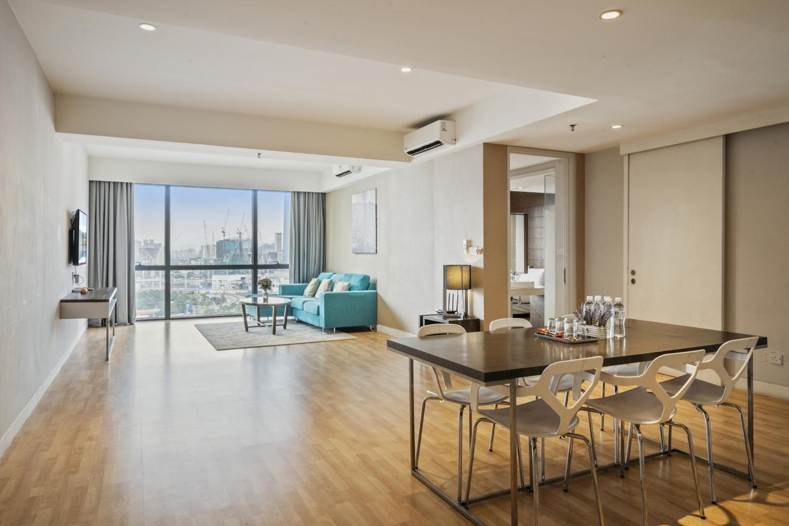 Greystone D' Majestic Place