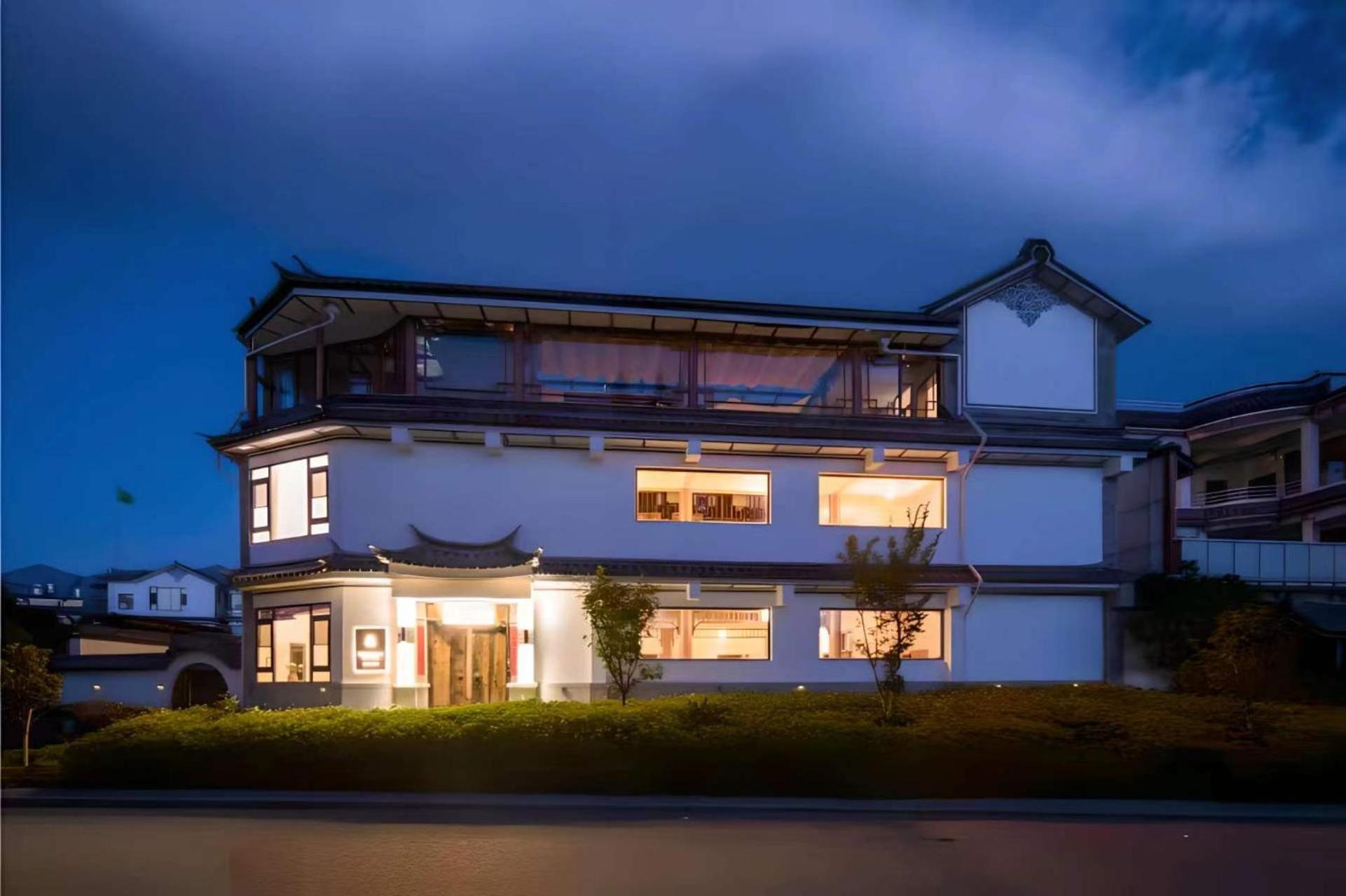 Dali Yanyuan Erhai Retreat