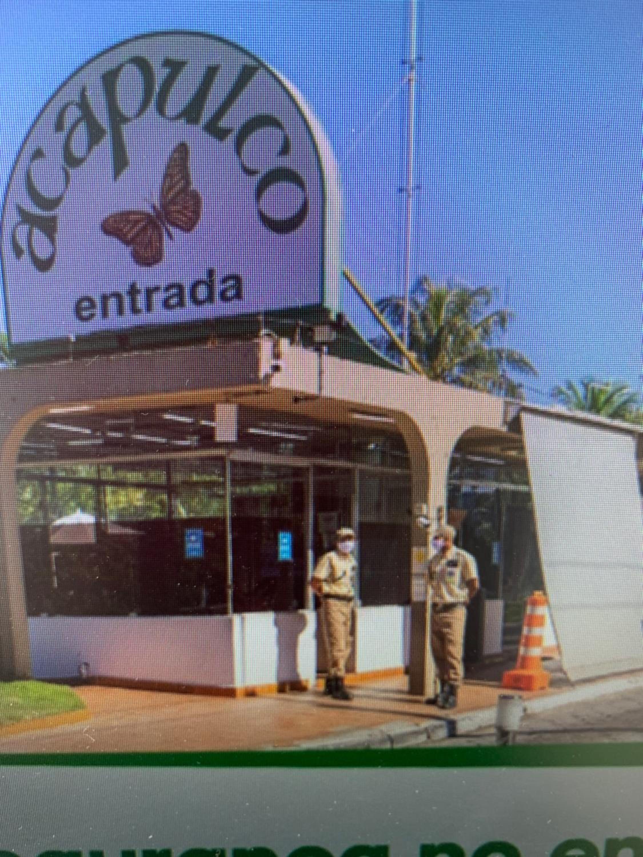 Guarujá/Acapulco Cond alto padrão