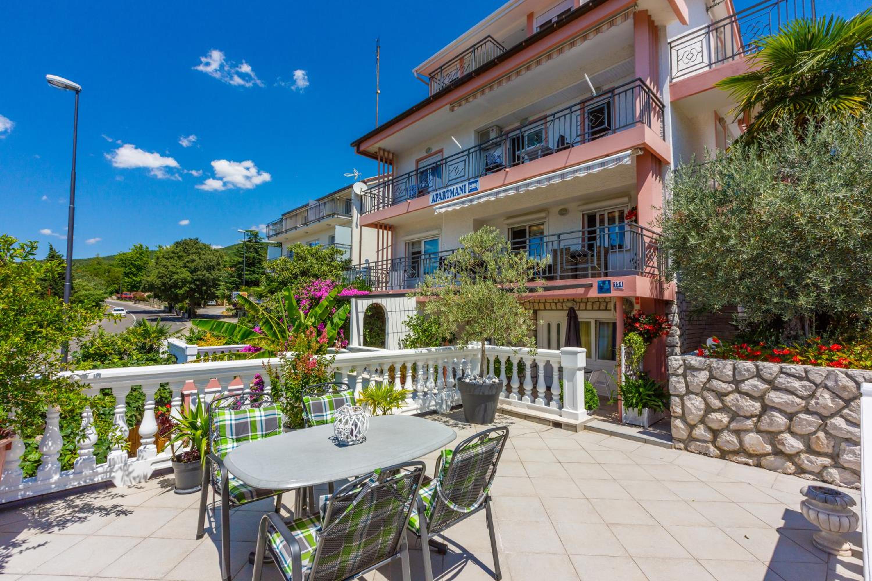 Apartmani Višnja