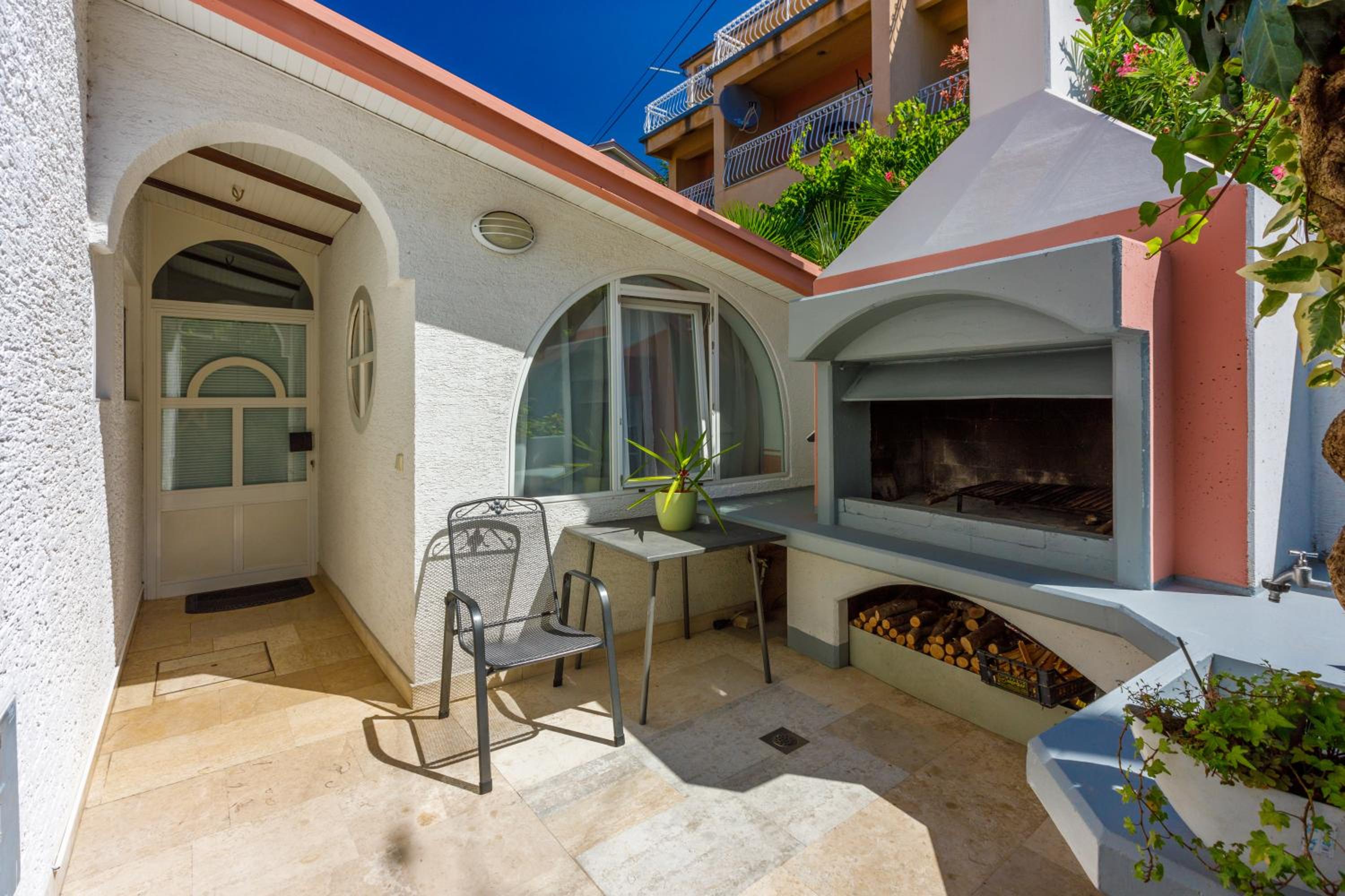 Apartmani Višnja