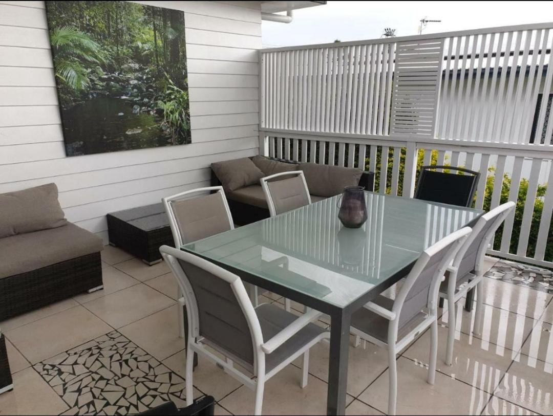 GUESTHOUSE on REGENT BnB- Comfortable & Afforable Accommodation