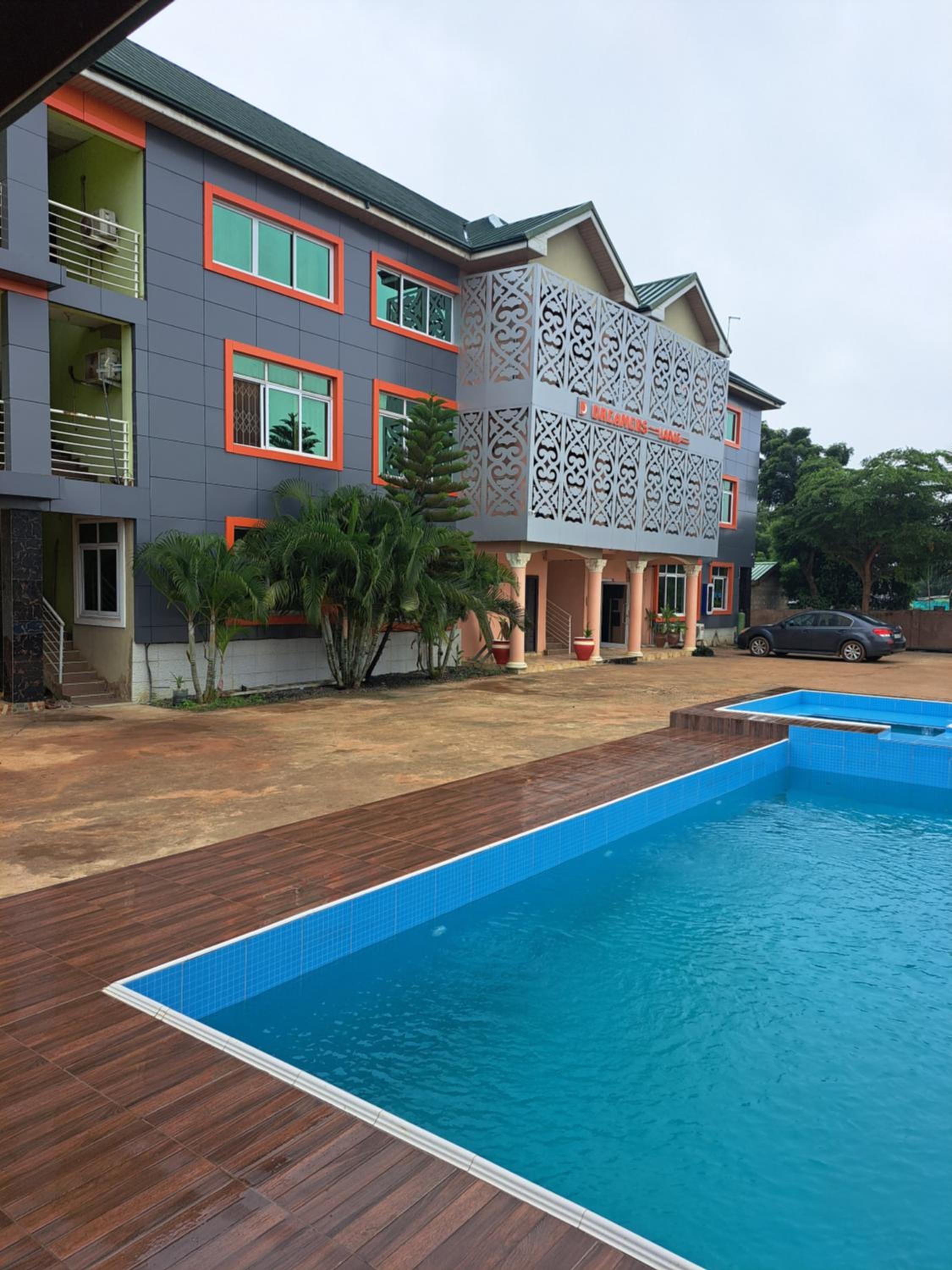 Dreamers Lodge view 3