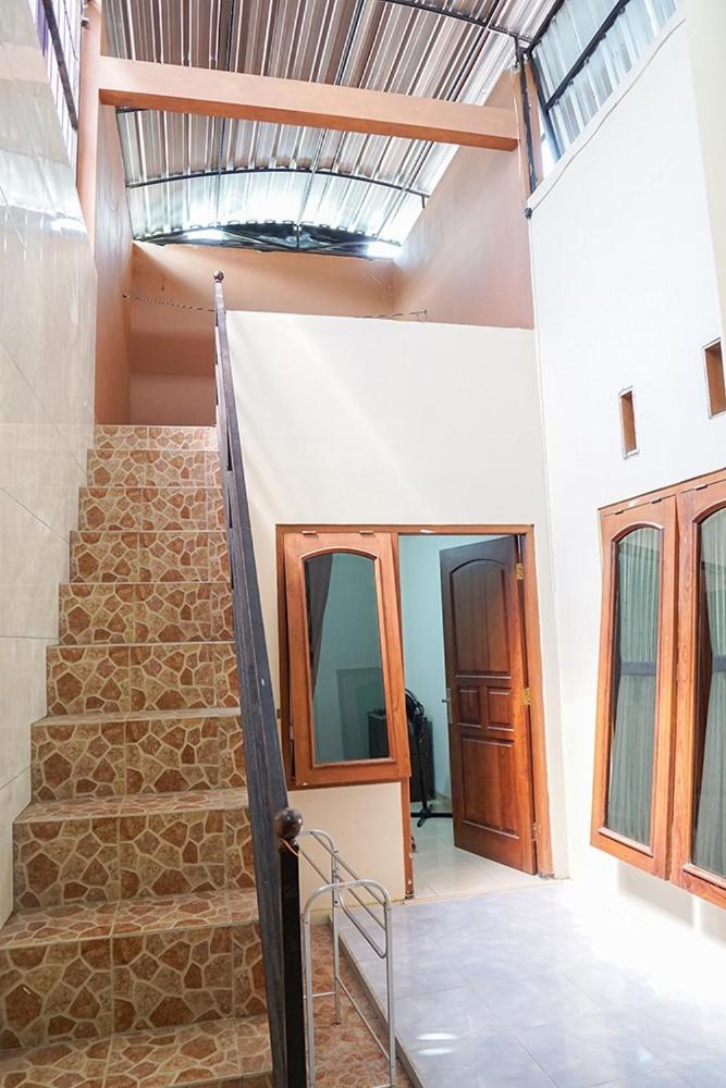 FAZILA homestay