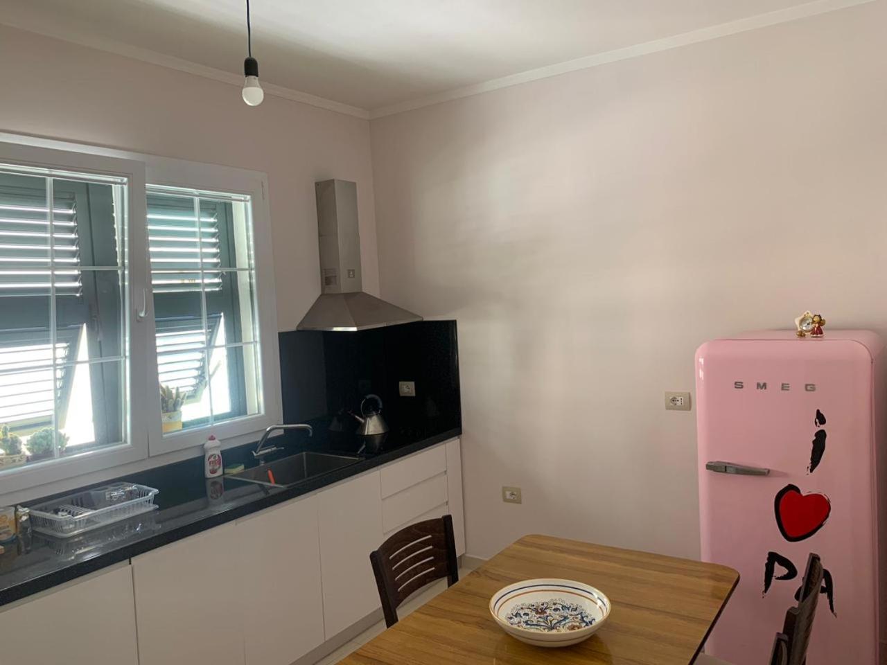 Apartment with garden in the center of Durres