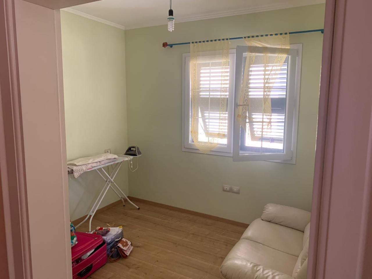 Apartment with garden in the center of Durres