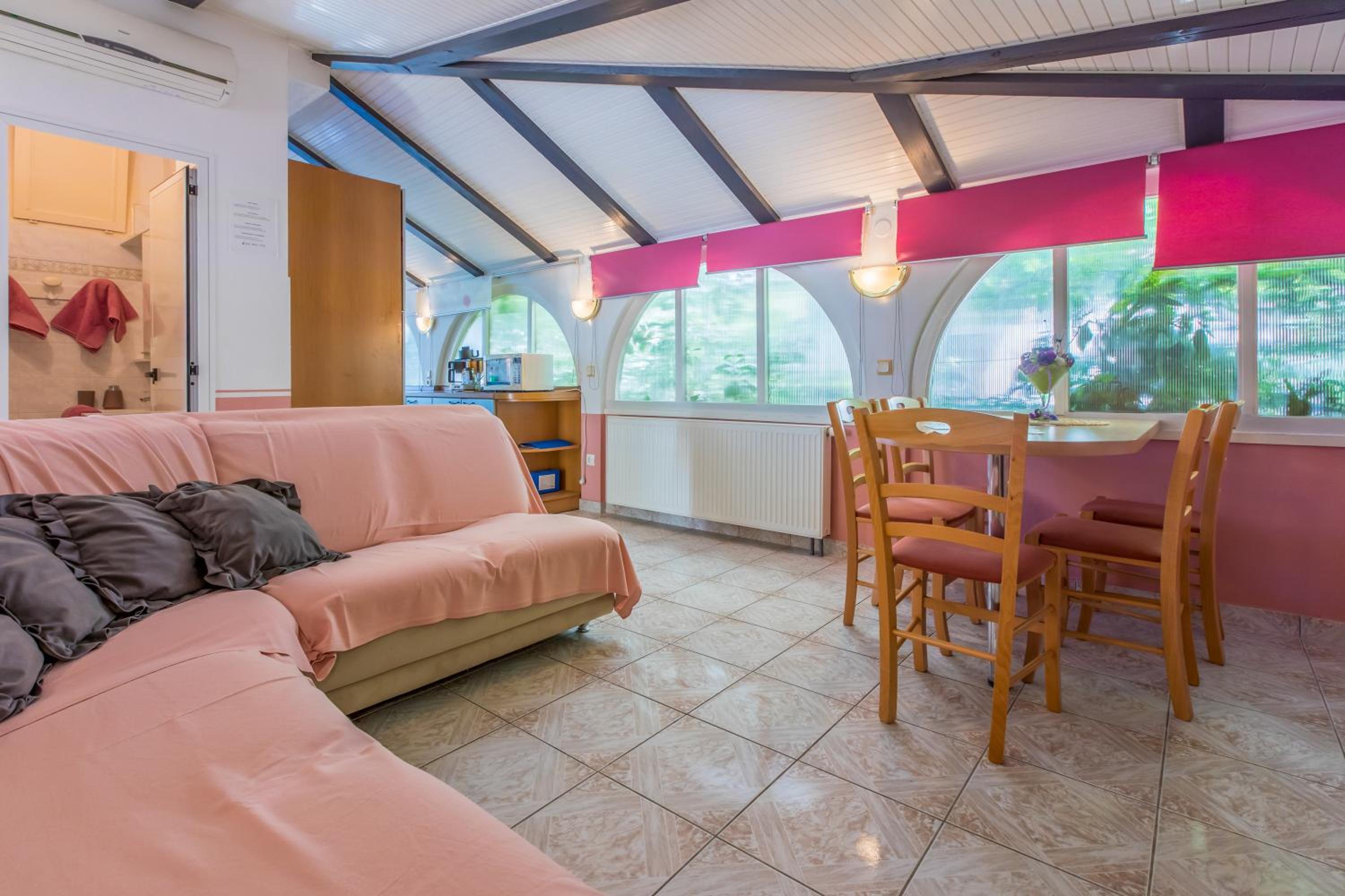 Apartmani Višnja