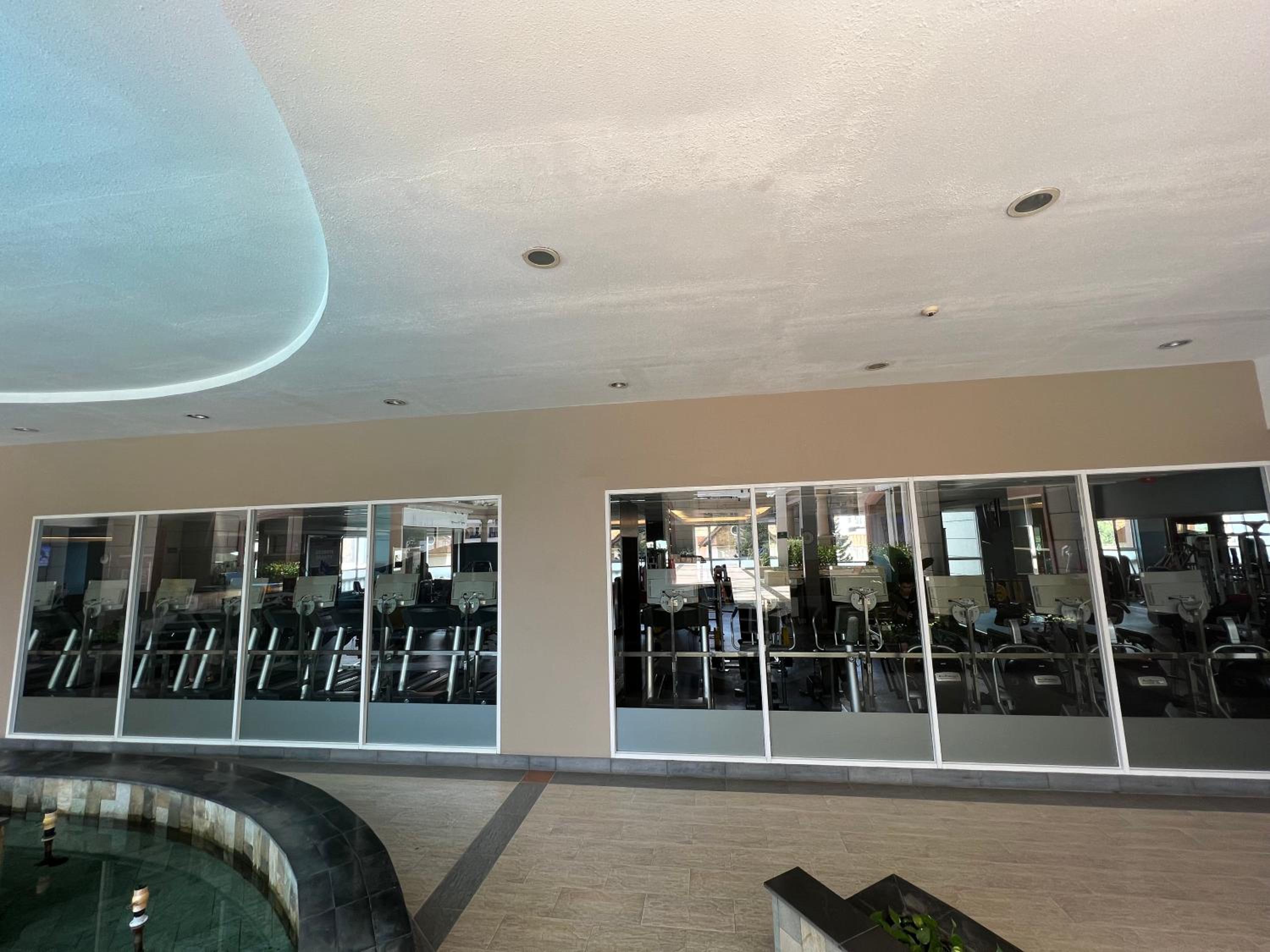 Diny ApartHotel - Rooftop Pool - The Manor 2