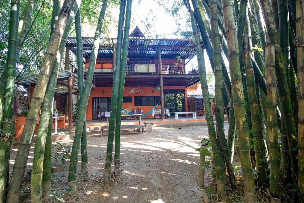 Portal do Sabiá Maresias