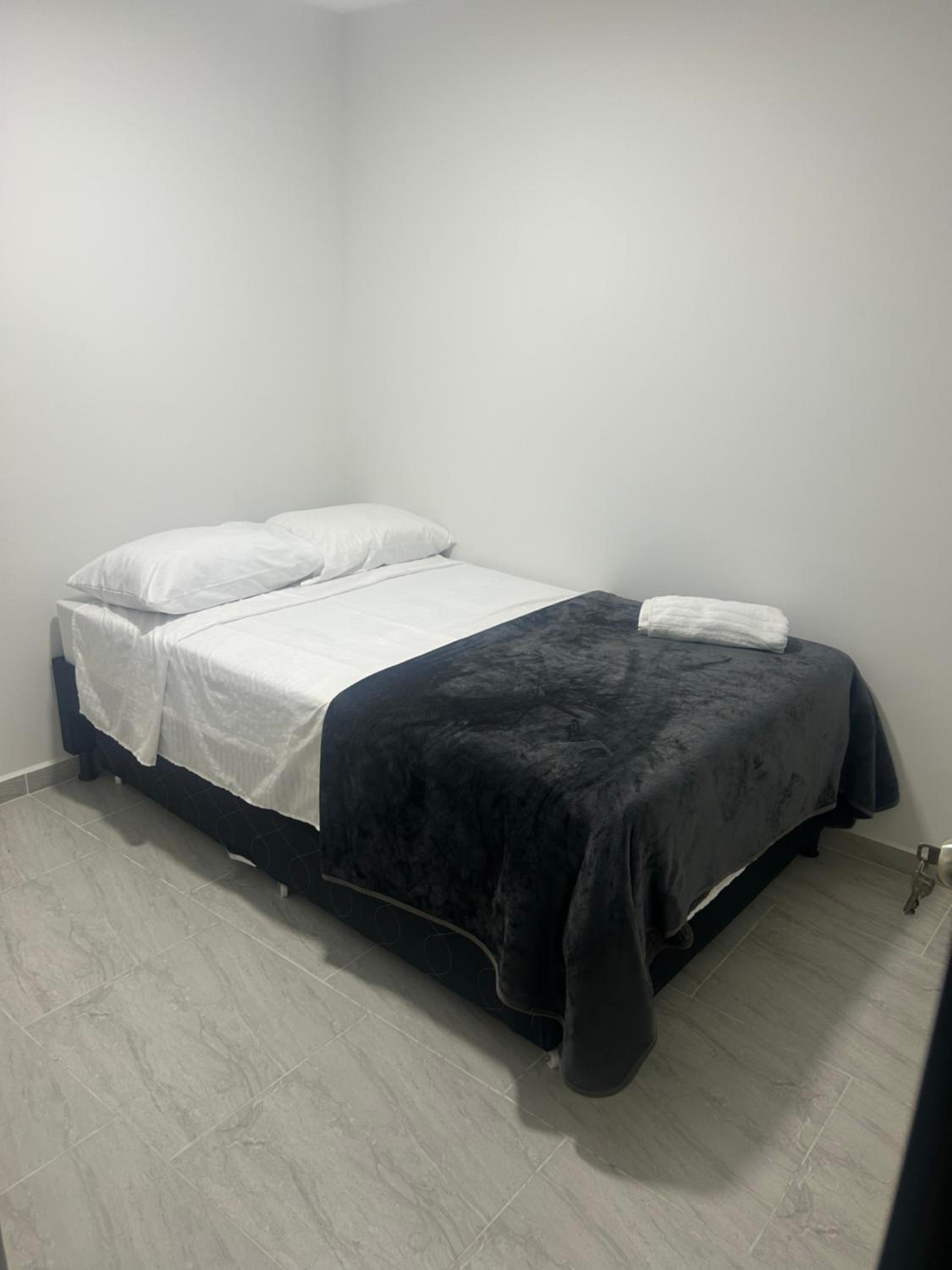 Medellin, elegante y central apartamento