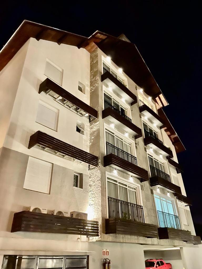 Apartamento Próximo Rua Coberta