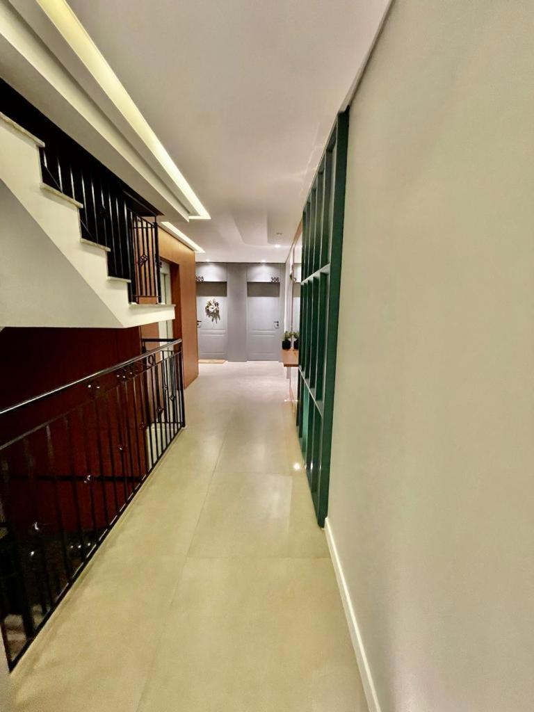 Apartamento Próximo Rua Coberta
