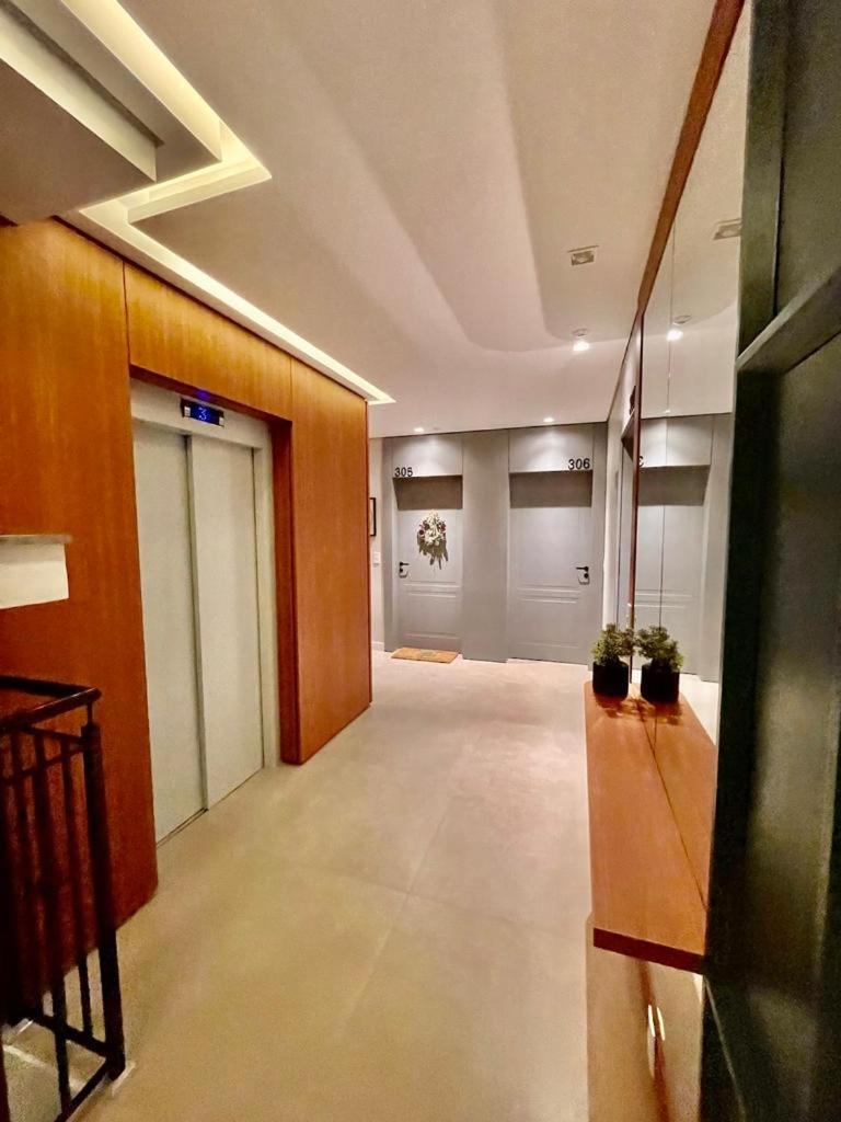 Apartamento Próximo Rua Coberta