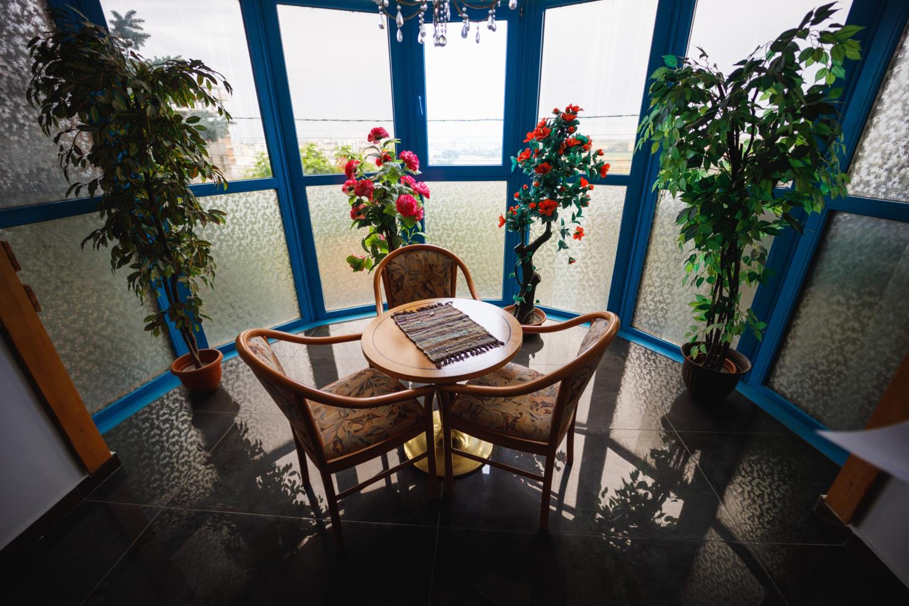 balcony