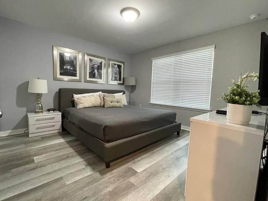Disney Townhome 4 BR - Private BBQ / Splash Pool view 5