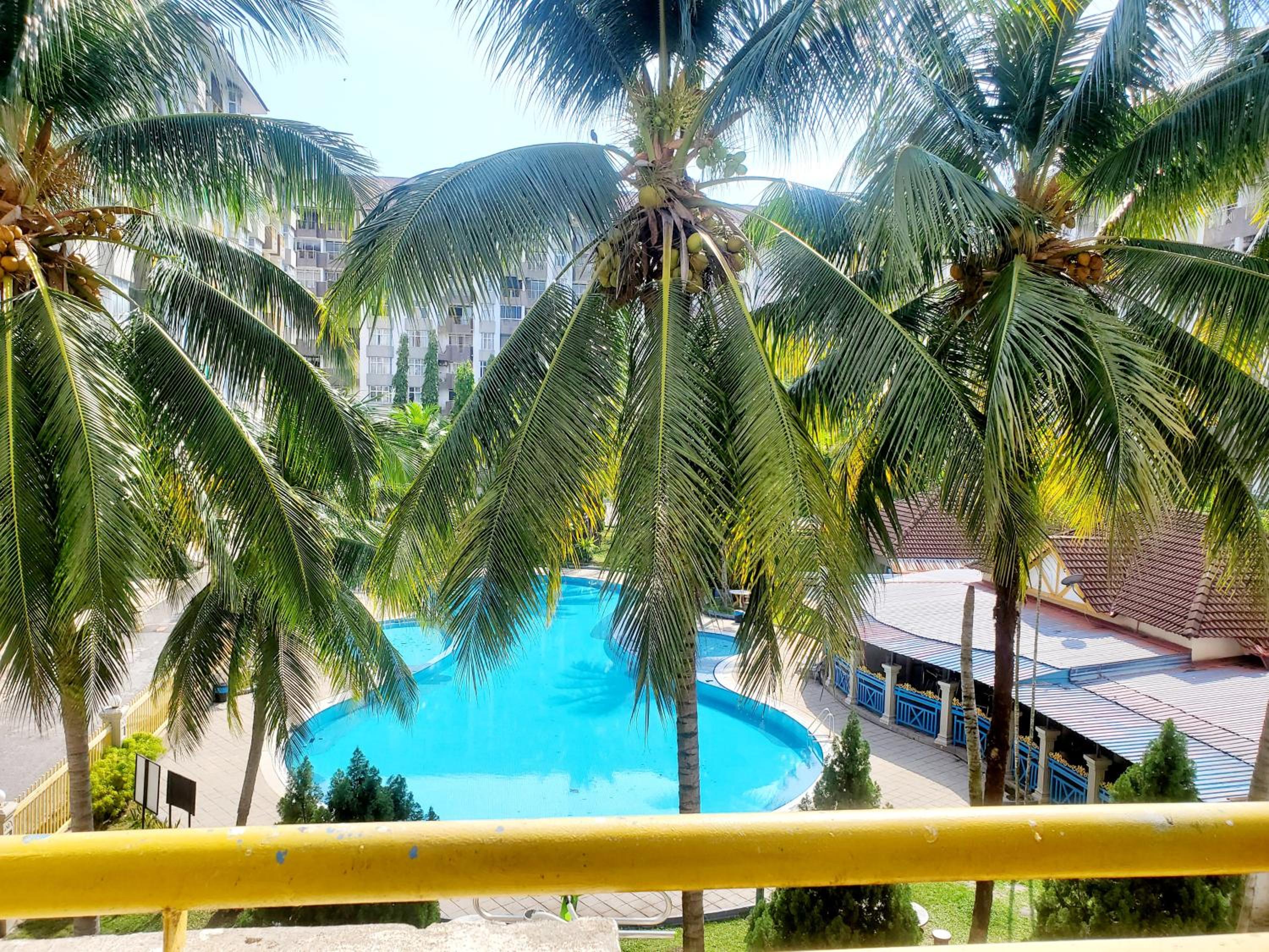 Studio Pool View photo 4