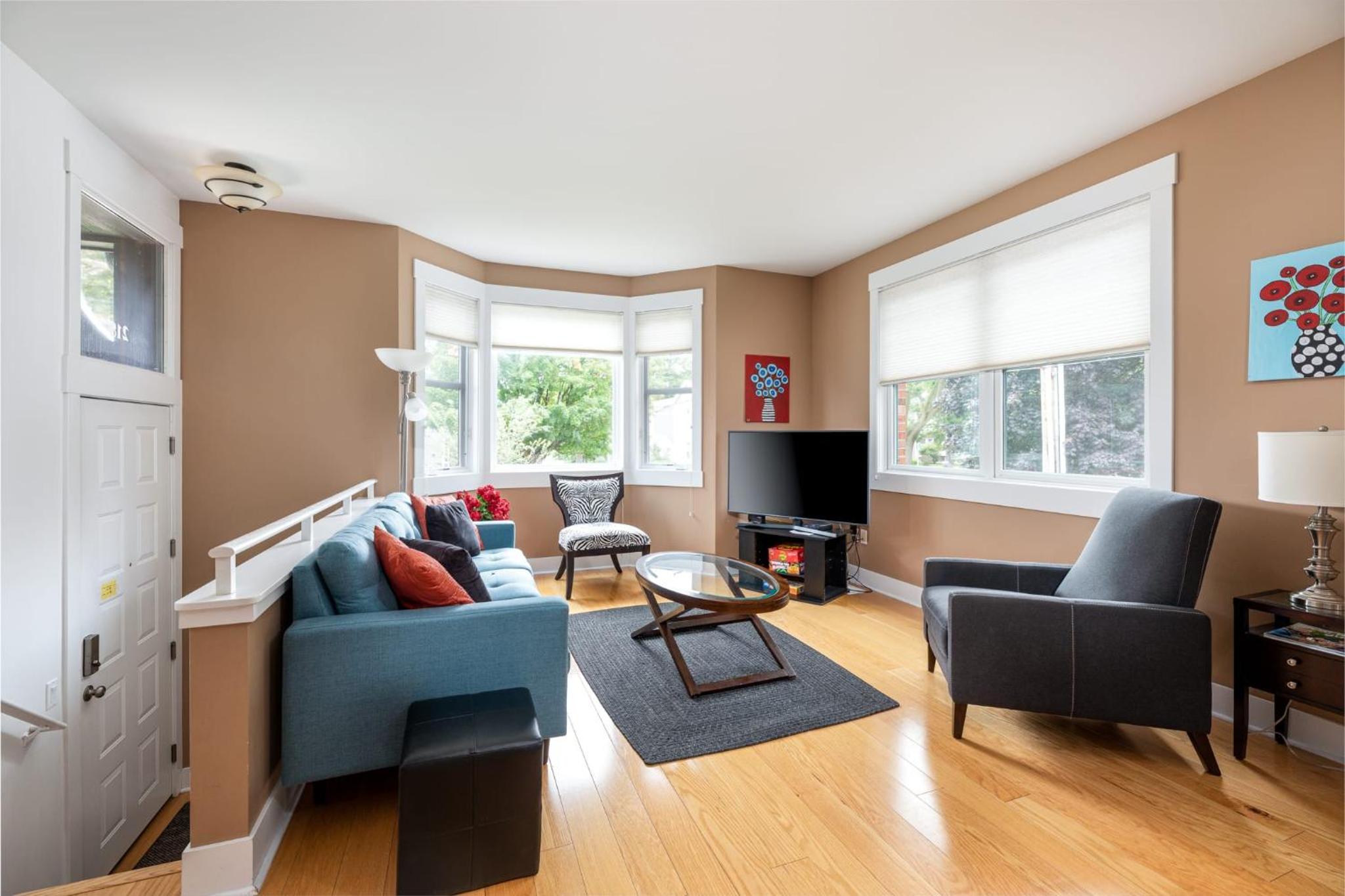 The Townhouse in the Heart of the City view 5