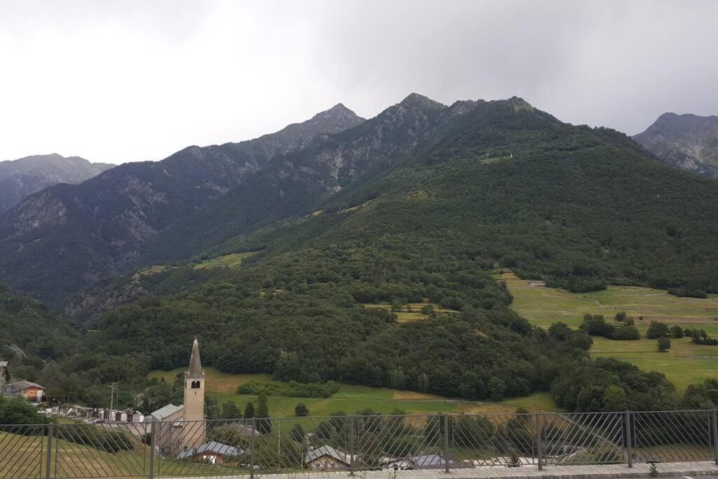 Casa Isollaz view 4