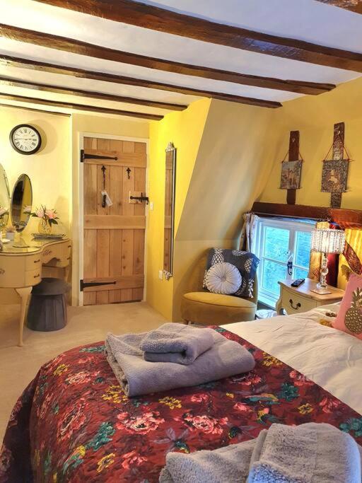 Shoemakers Cottage, Halesworth