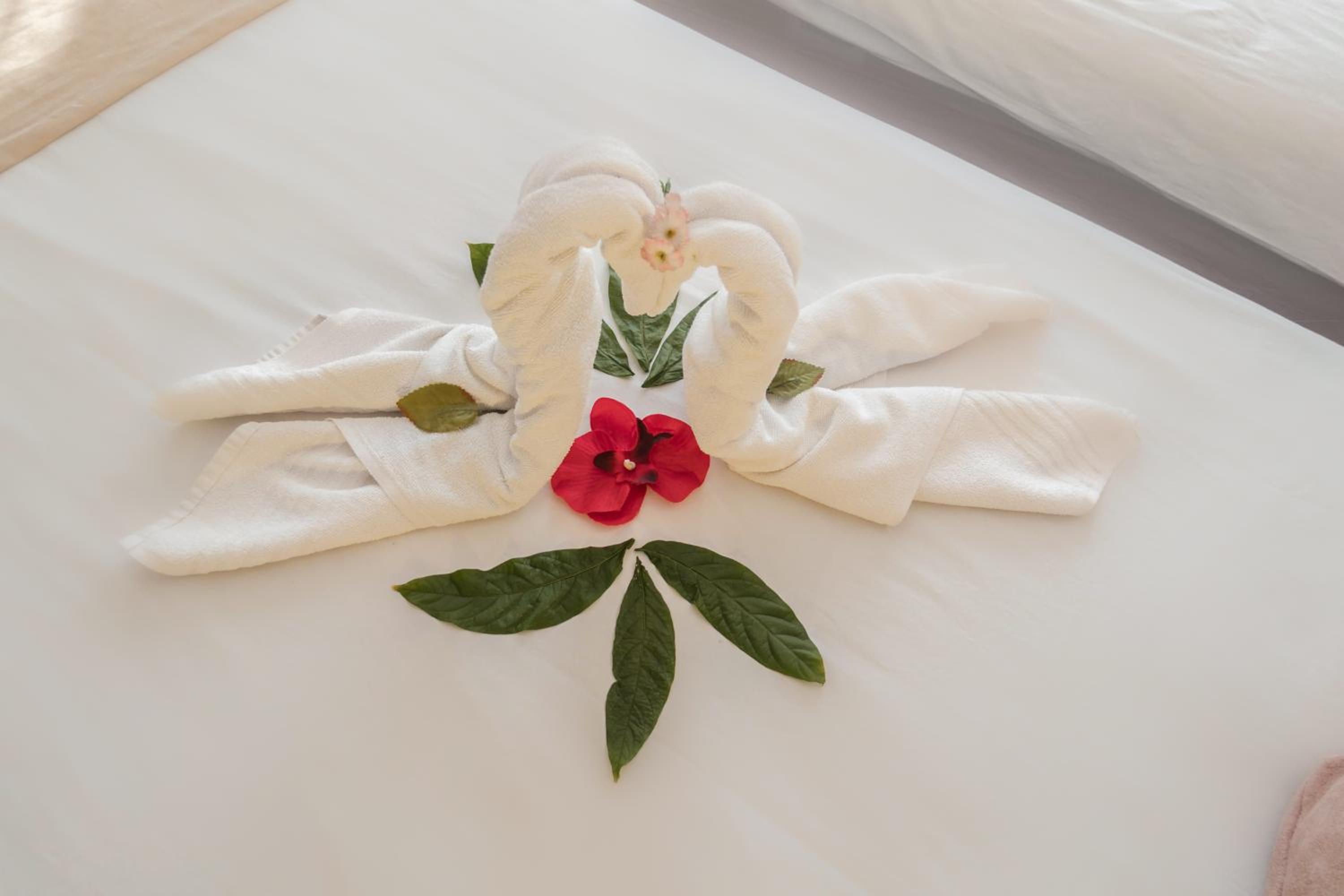 Far Life Hotel - Image 100