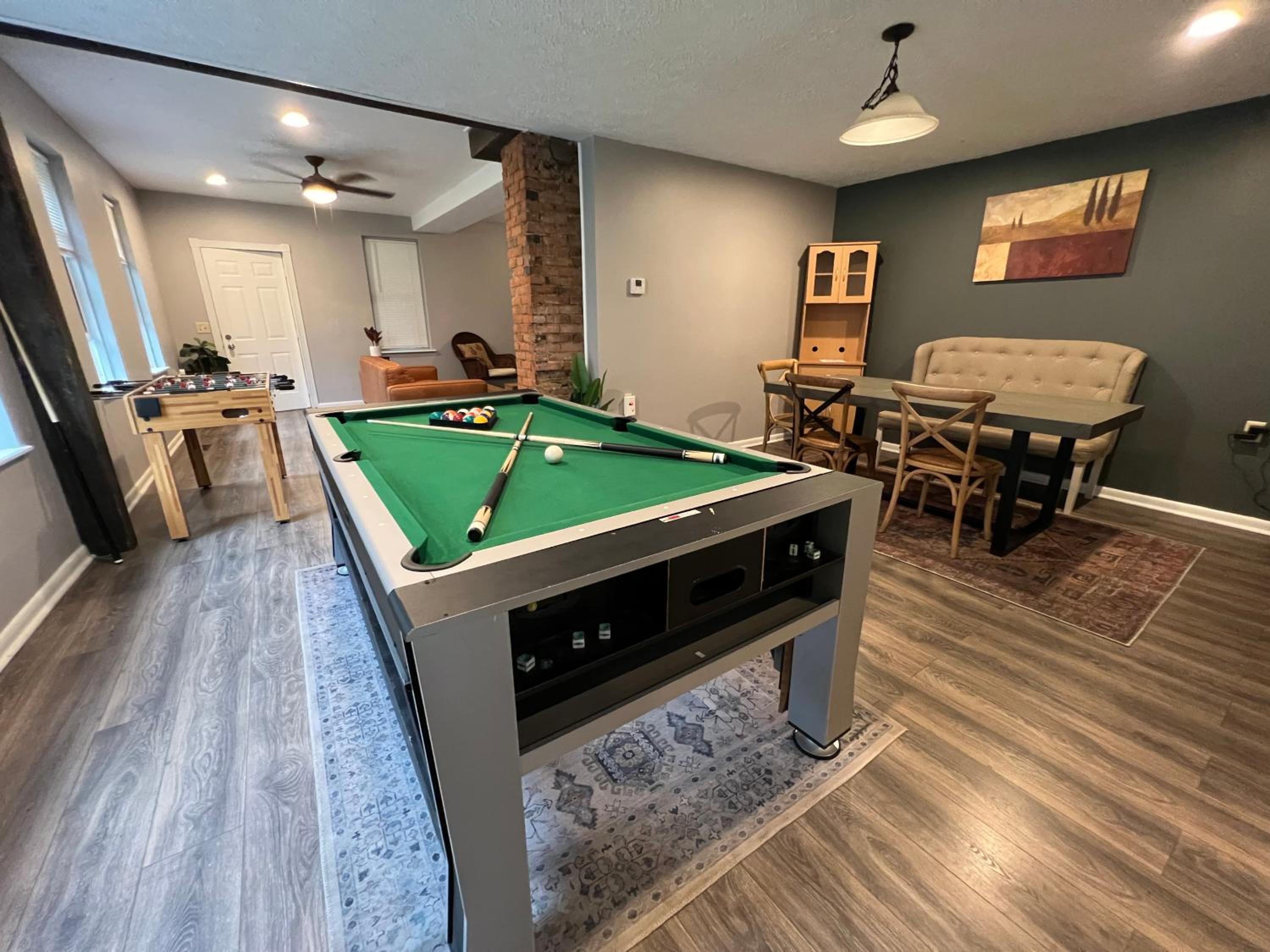 Cleveland Vacations - Stylish Pet Friendly 3 Bedroom House - Property Image 24
