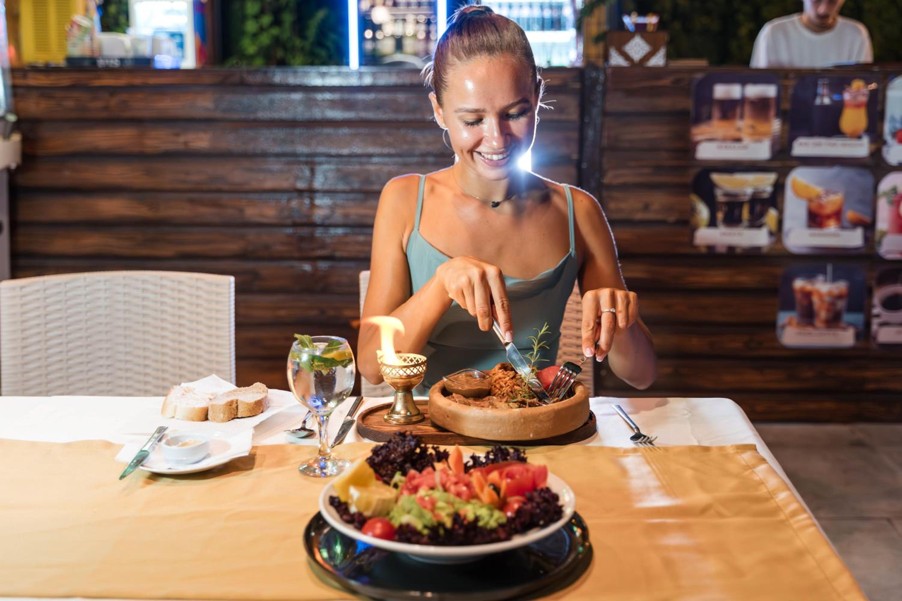 Far Life Hotel - Image 108