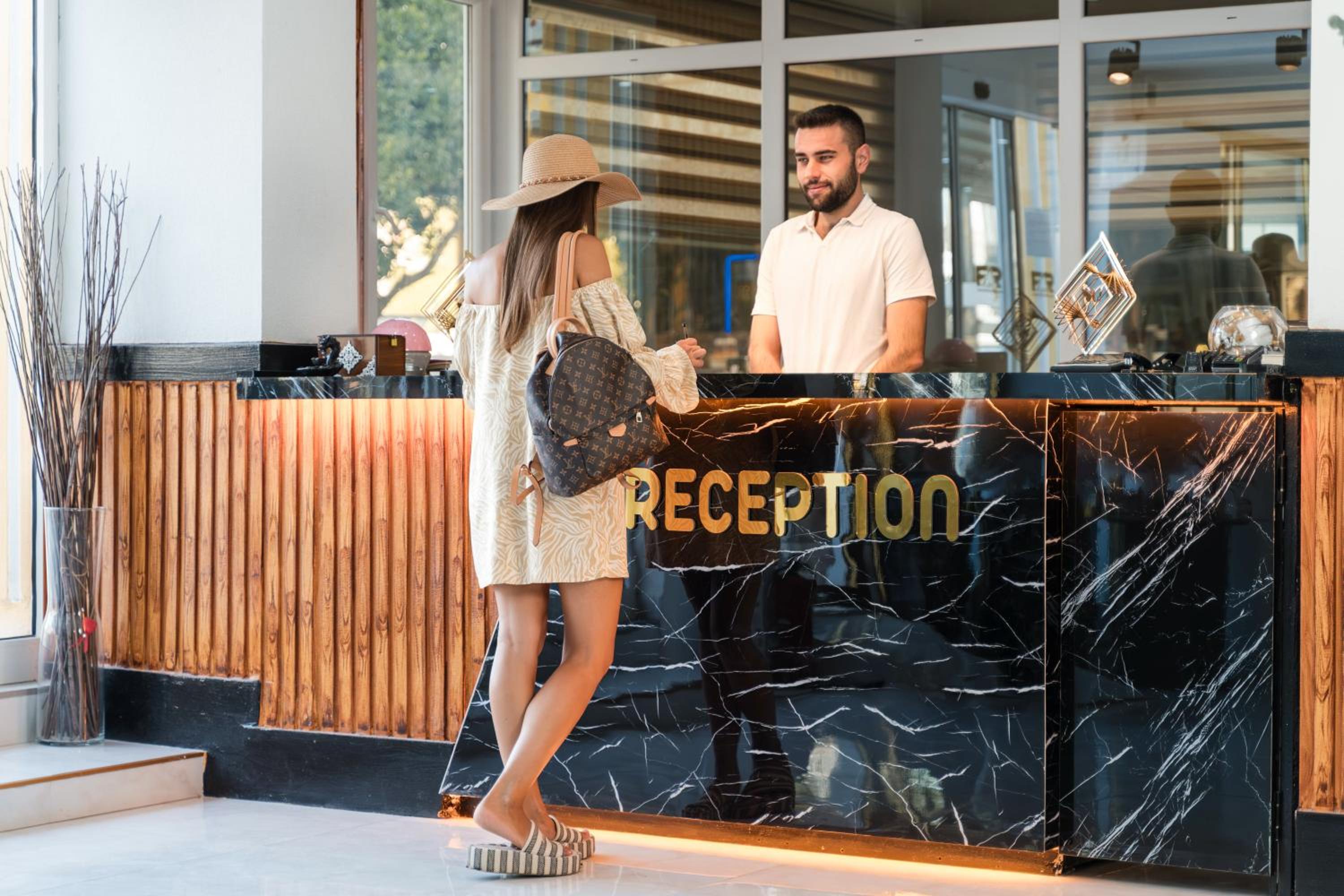 Far Life Hotel - Image 129