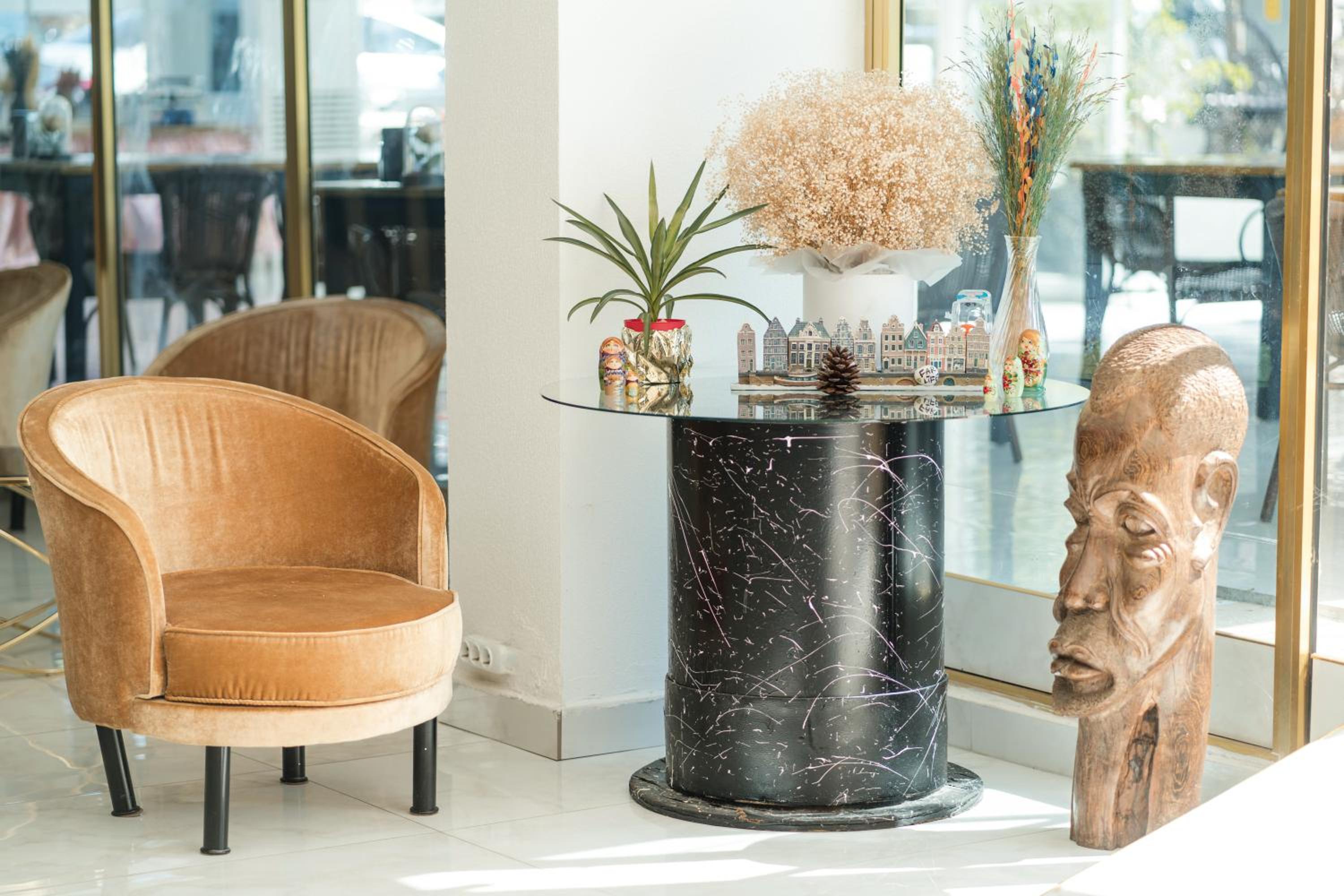 Far Life Hotel - Image 121