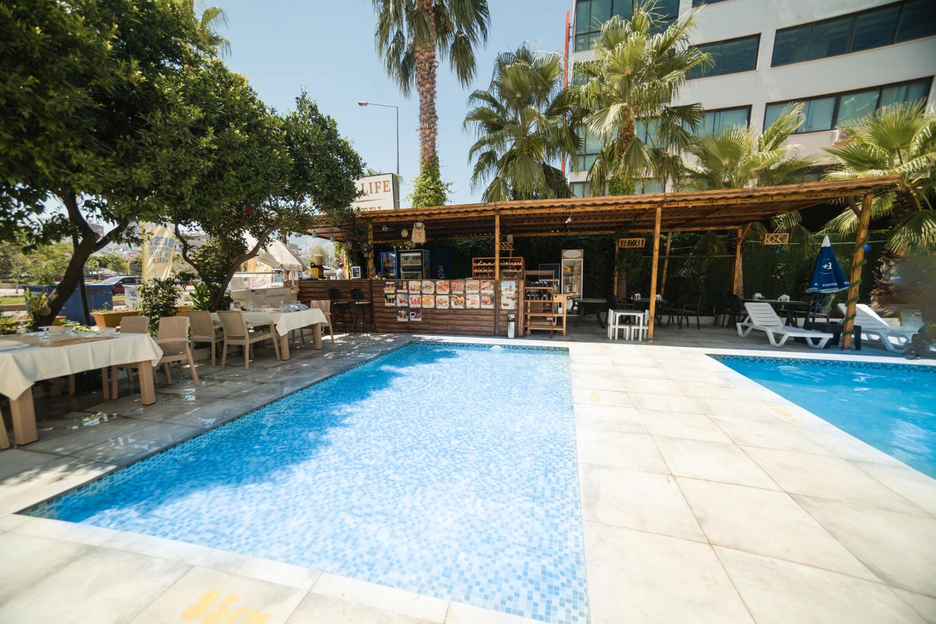 Far Life Hotel - Image 126