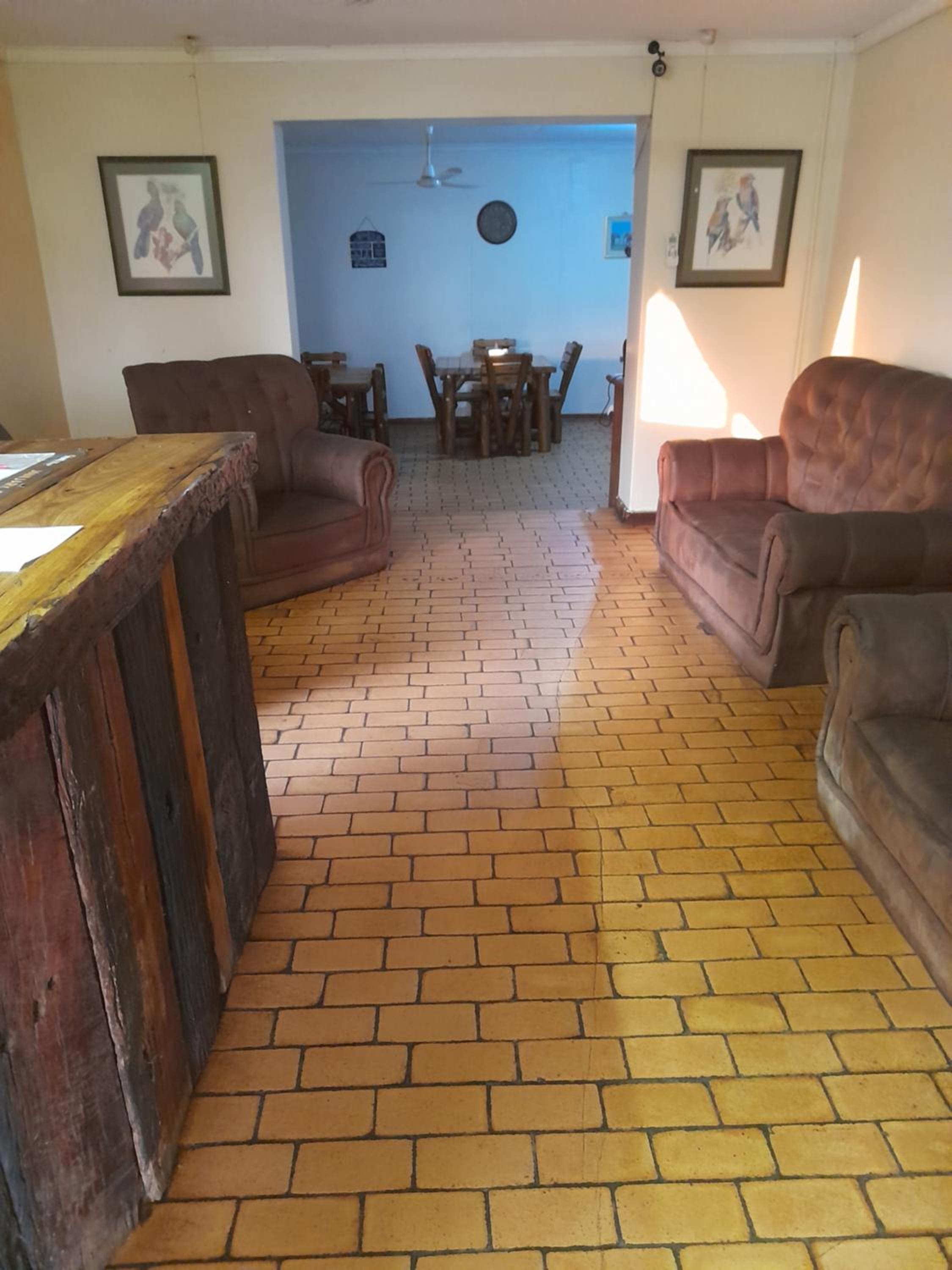 Lapa Lê Lê Lodge
