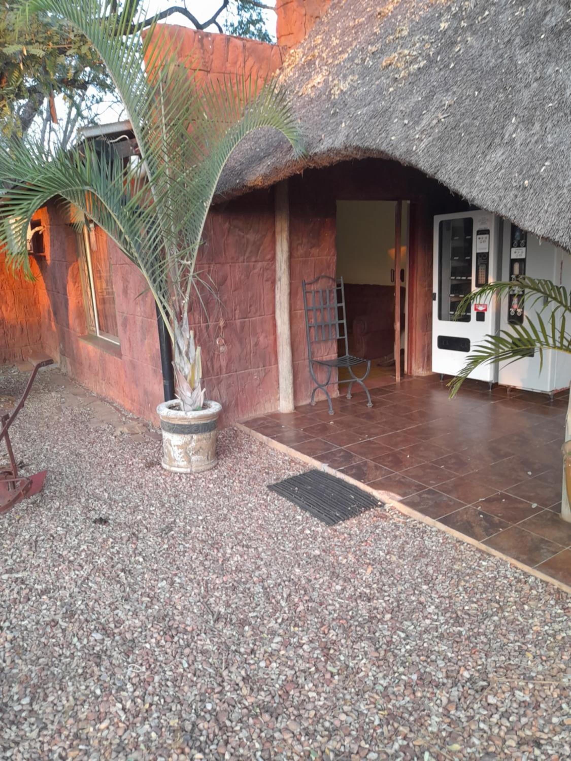 Lapa Lê Lê Lodge
