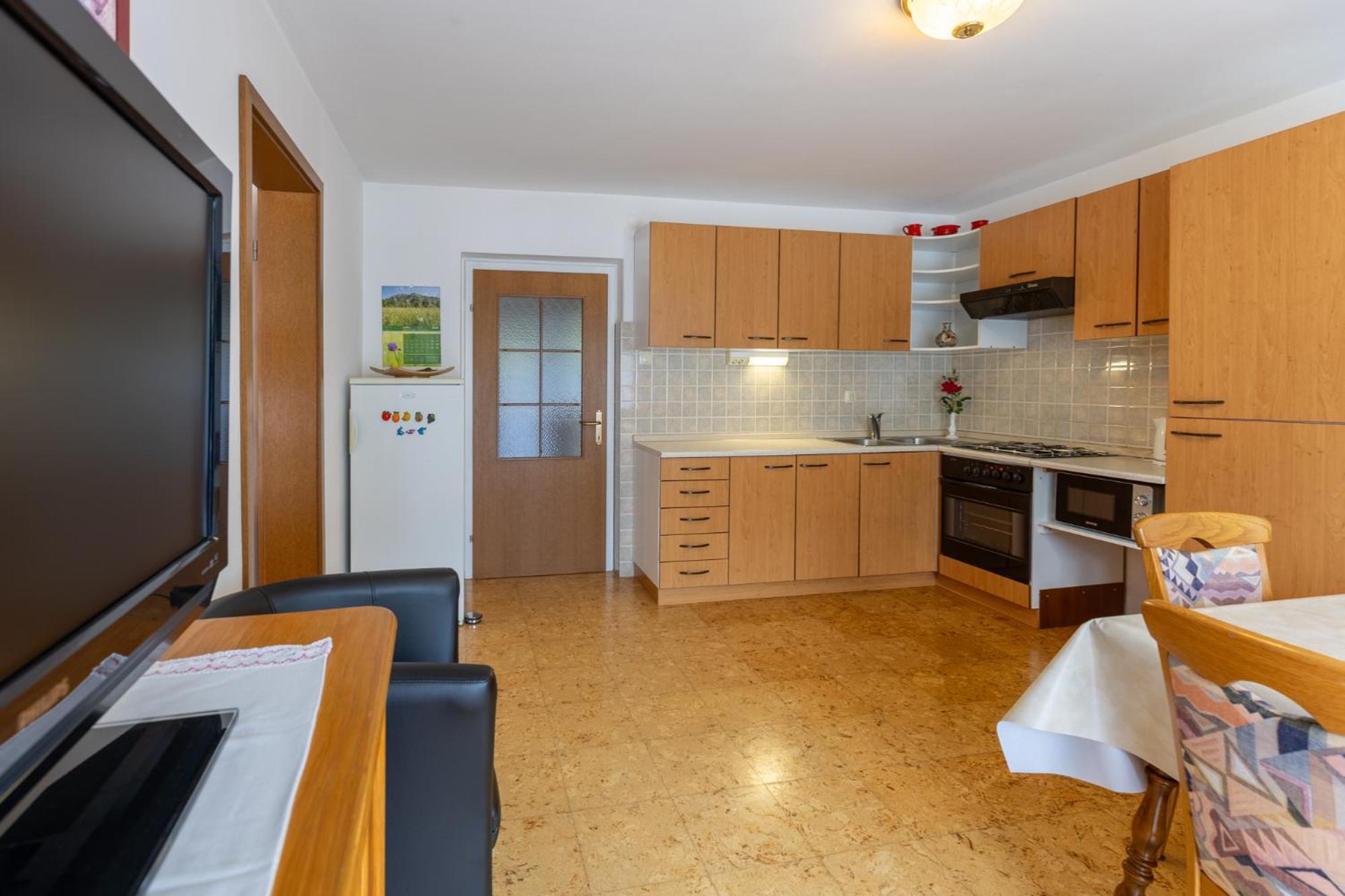 Apartmaji Arh view 3