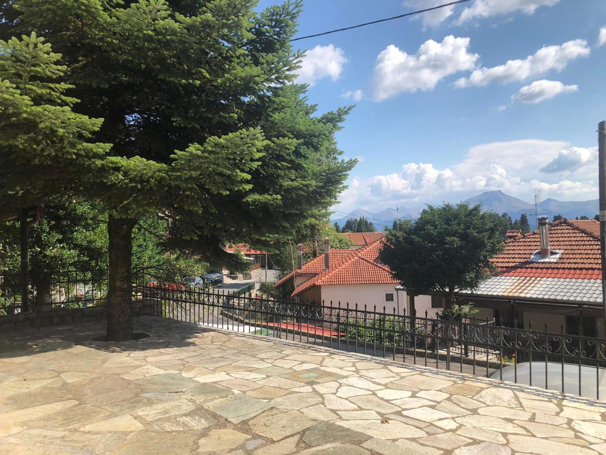 Sfiris Resort