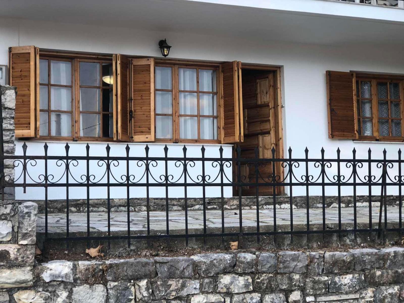 Sfiris Resort