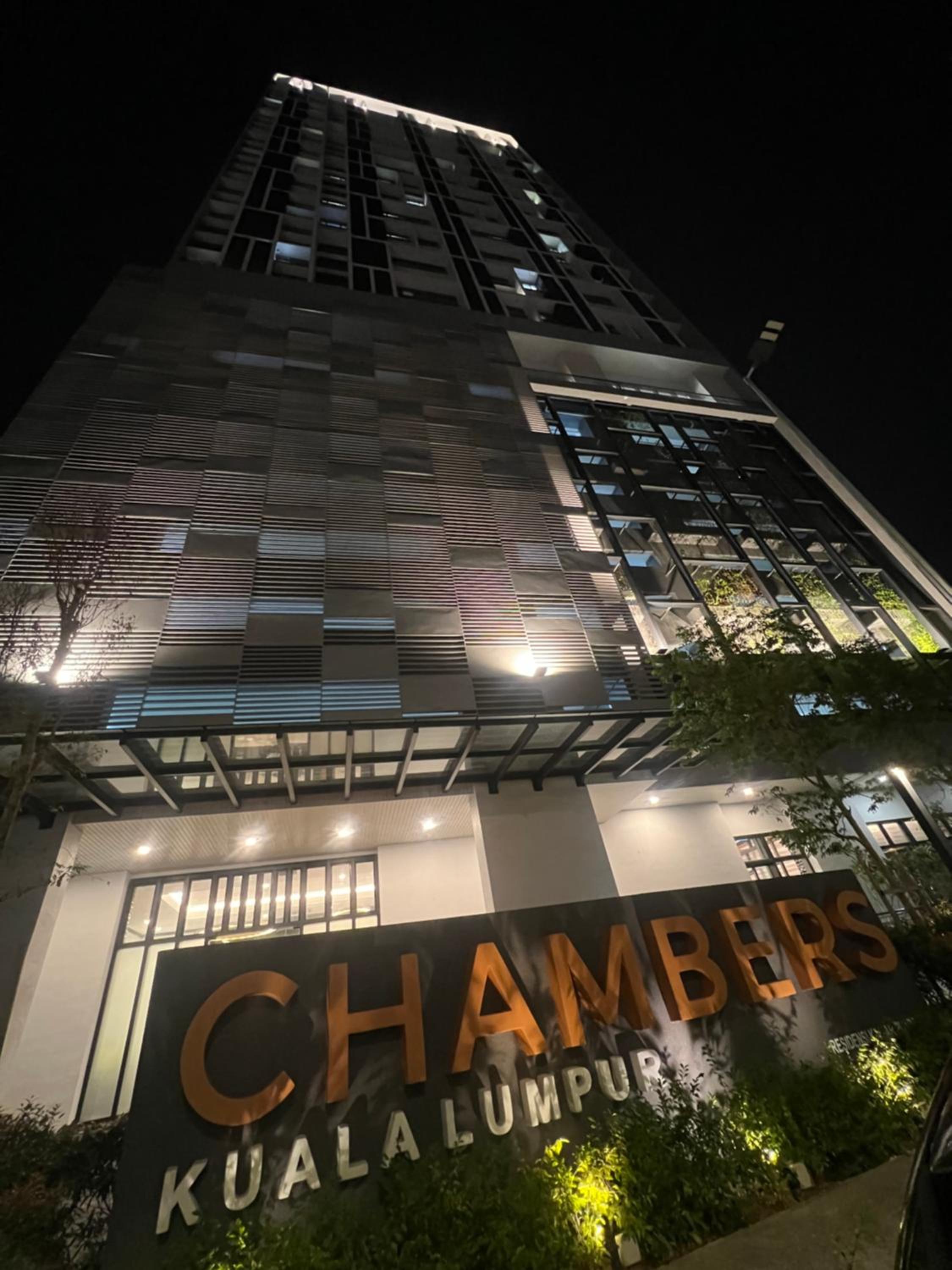 Cozy luxury couple studio apartment chambers kl klcc kl tower view