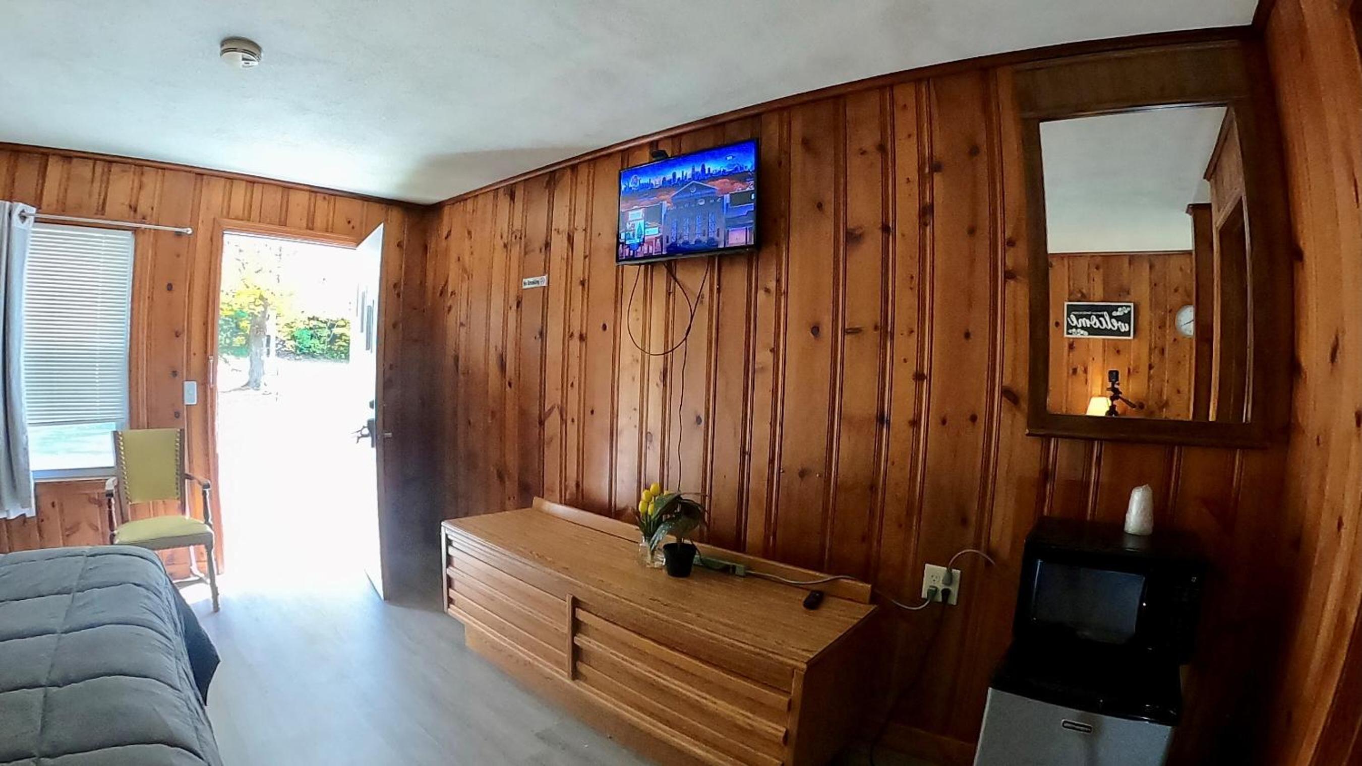 Heart of the Berkshires Motel