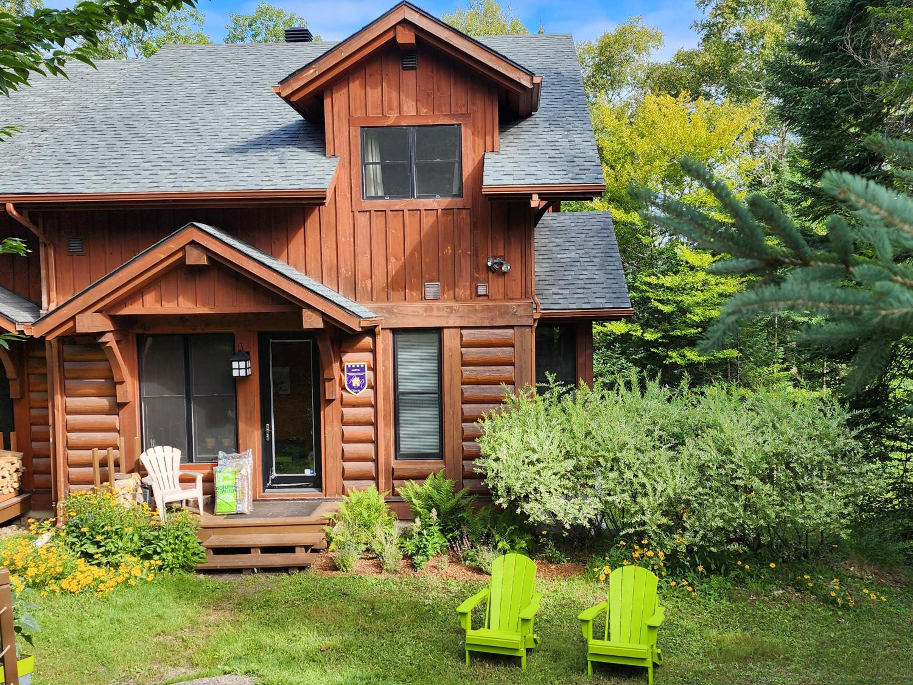 Chalet F116 Mont-Tremblant Nord view 3