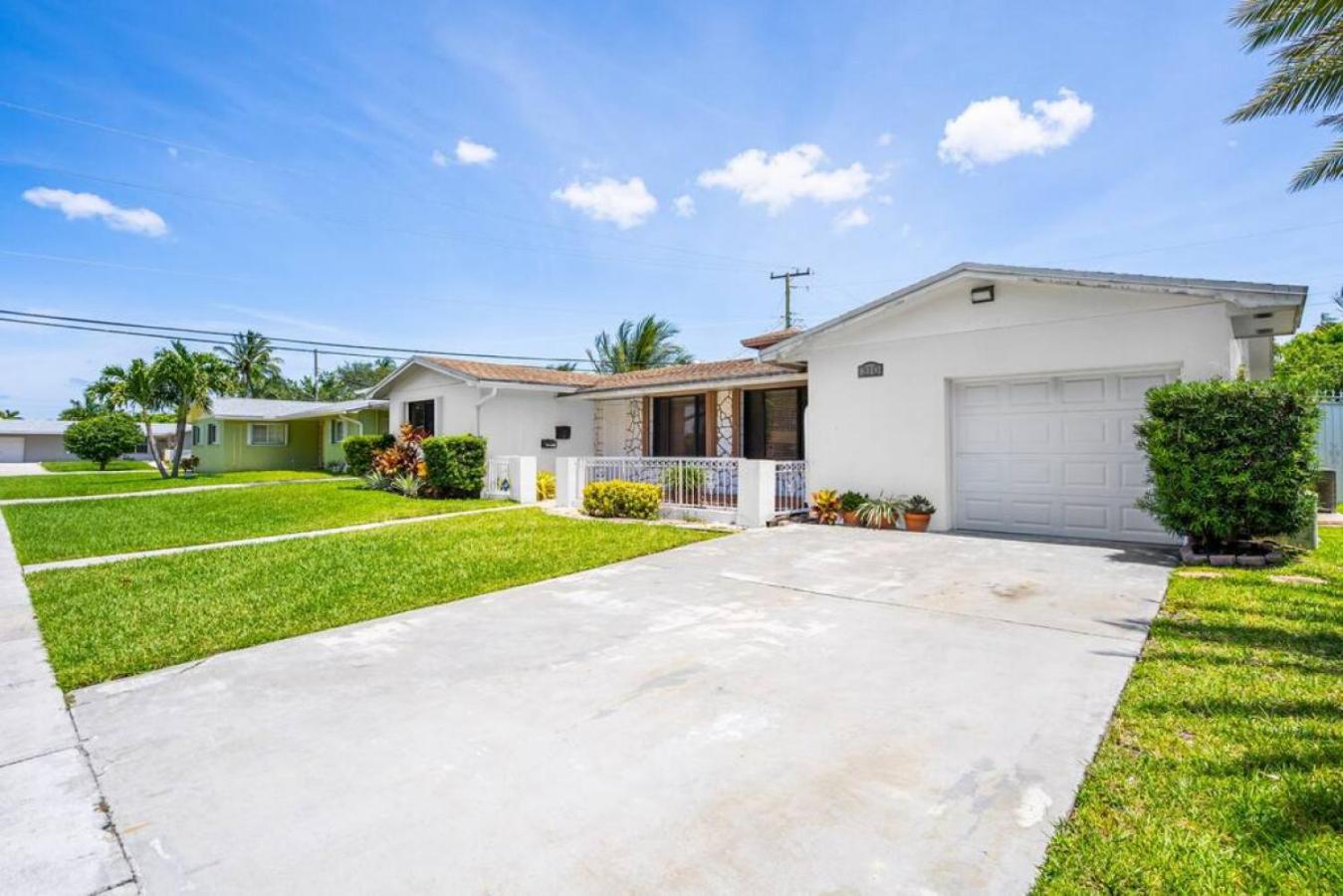 Centrally Located 4BDR Pool Home in Miami view 3