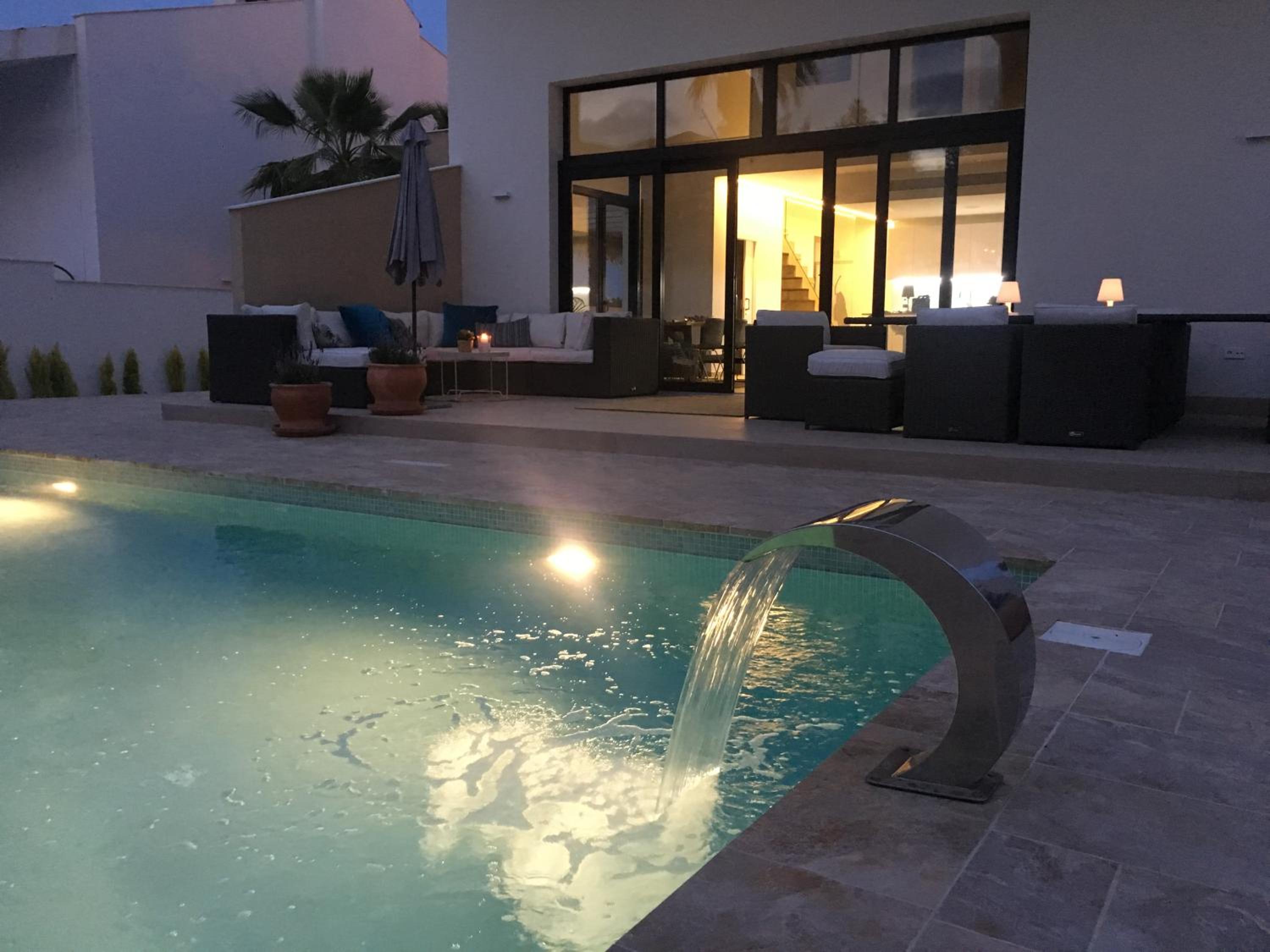 Villa Turmalina with private pool in La Zenia