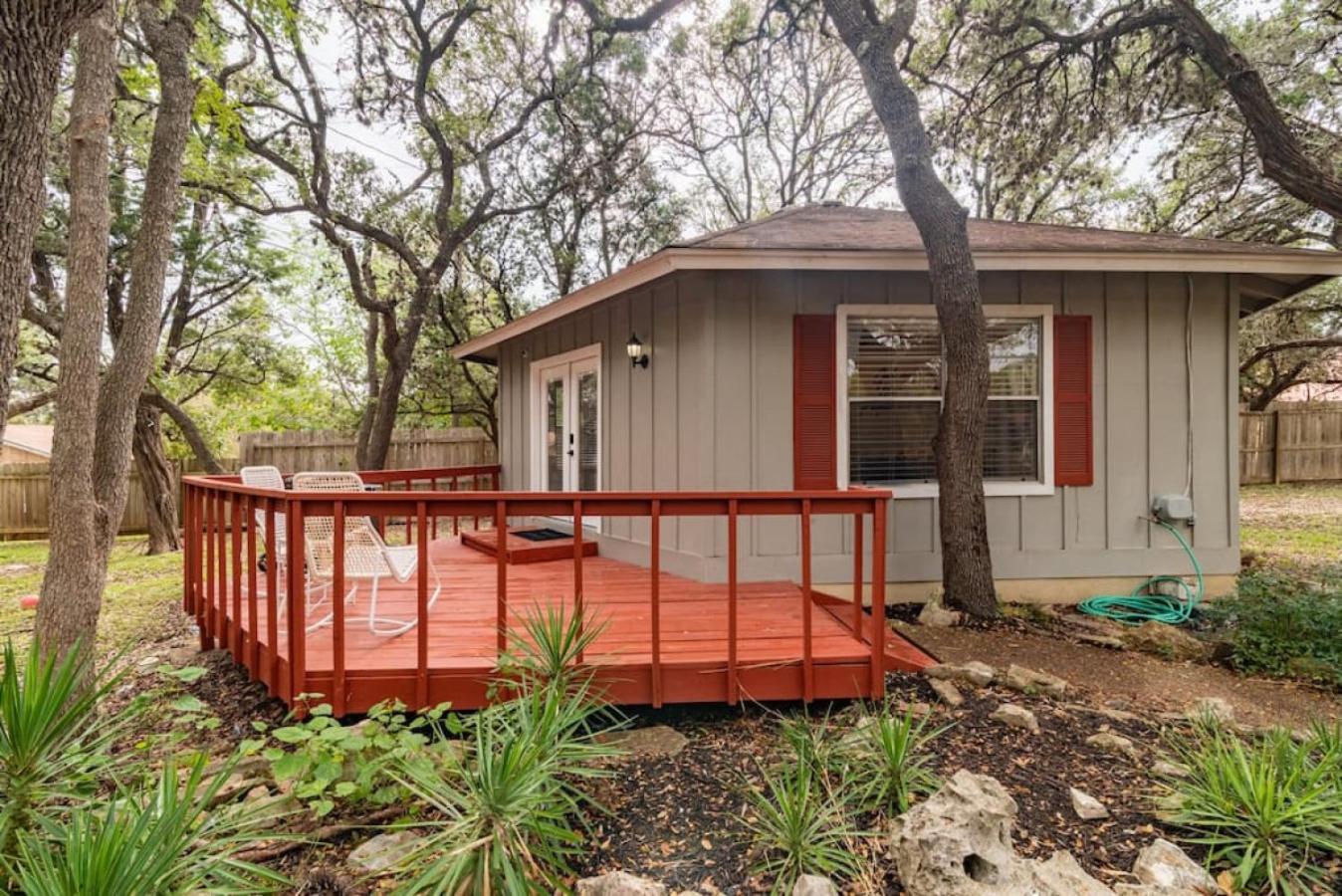 Downtown Lonestar Bungalow at Beer Ranch Project view 2